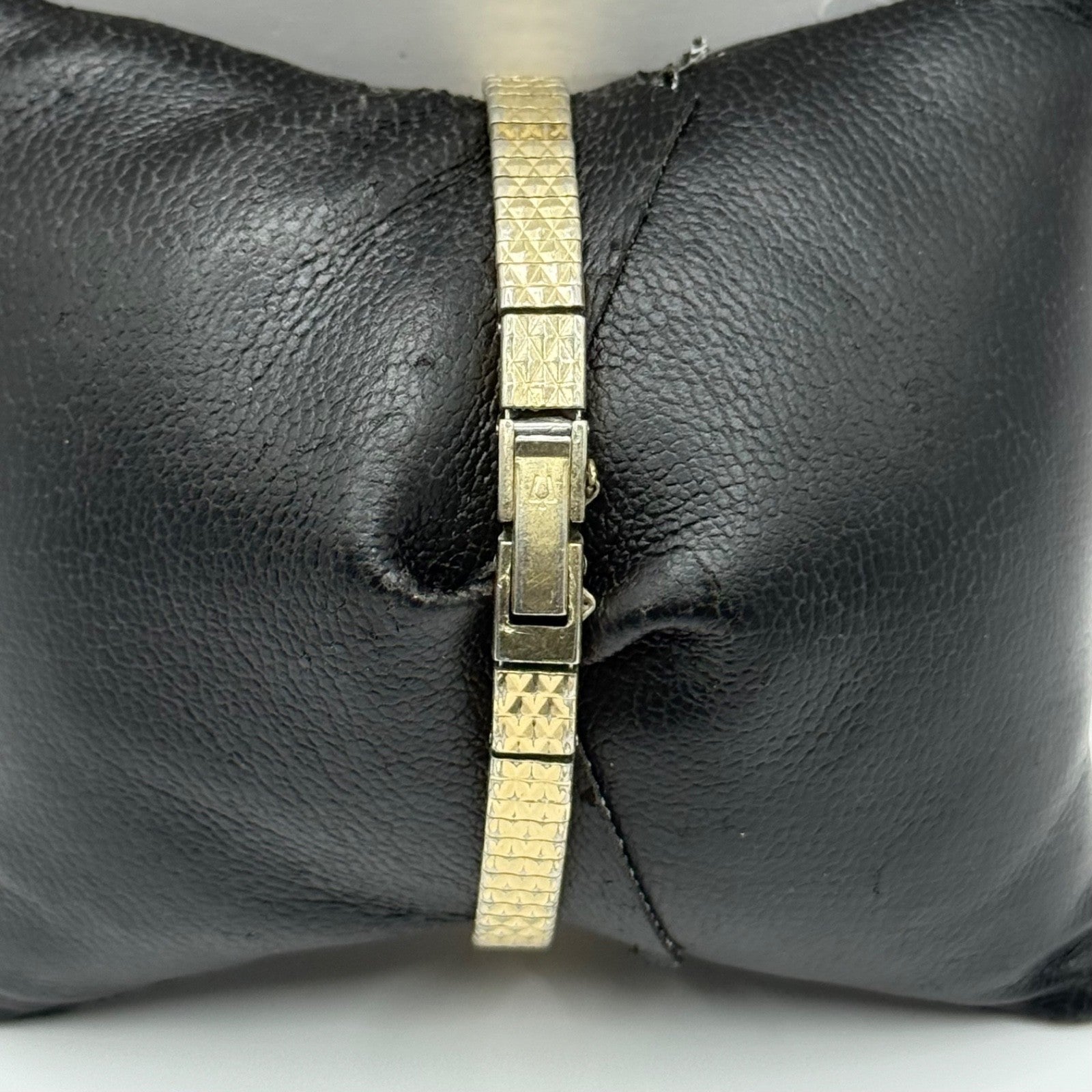 16mm Vintage Bulova Ladies Gold Plated Swiss Manual Wind Watch PARTS / REPAIR