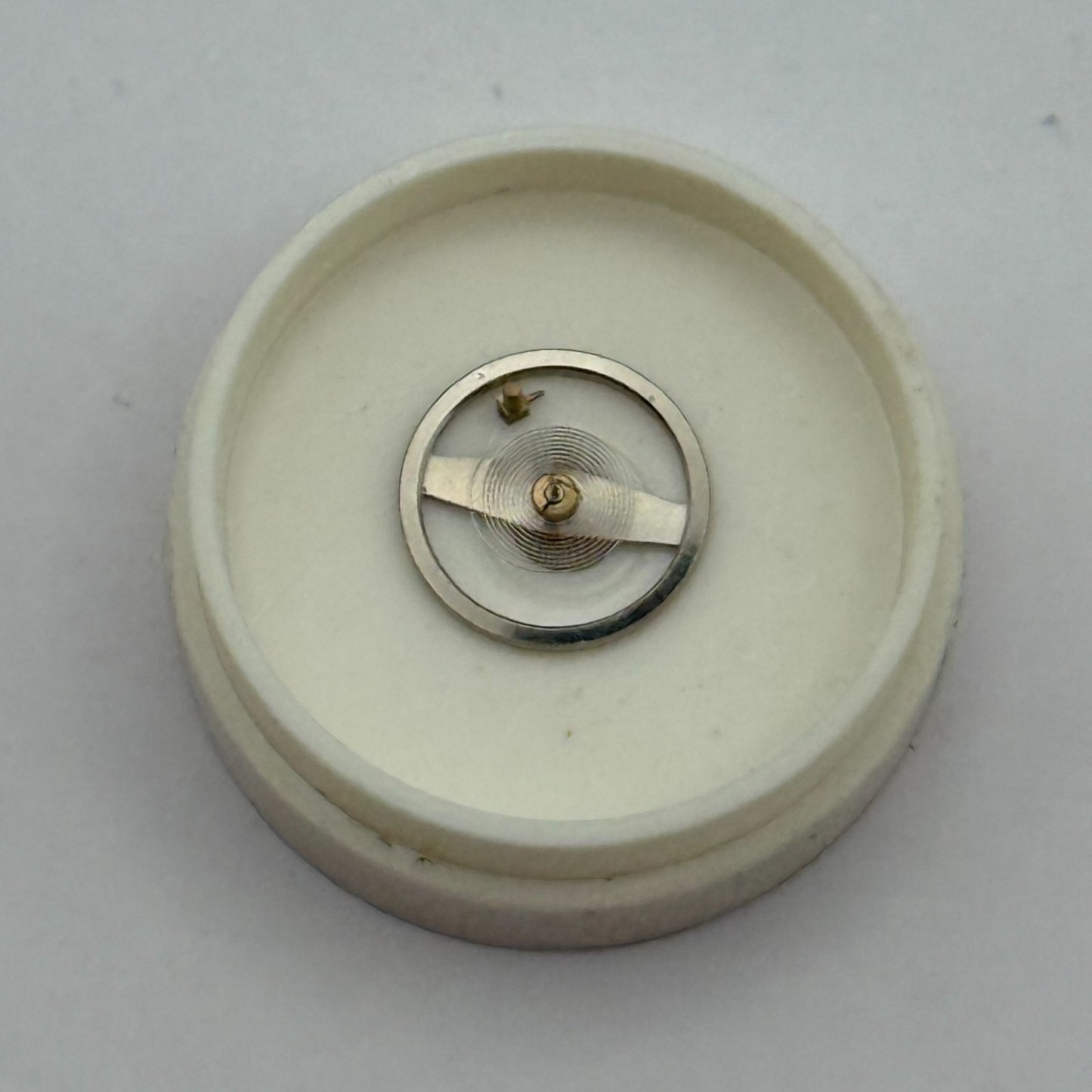 Brac 2051 Balance Wheel Complete And Spring  5¼’’’ 69 M Watch Movement Parts NOS