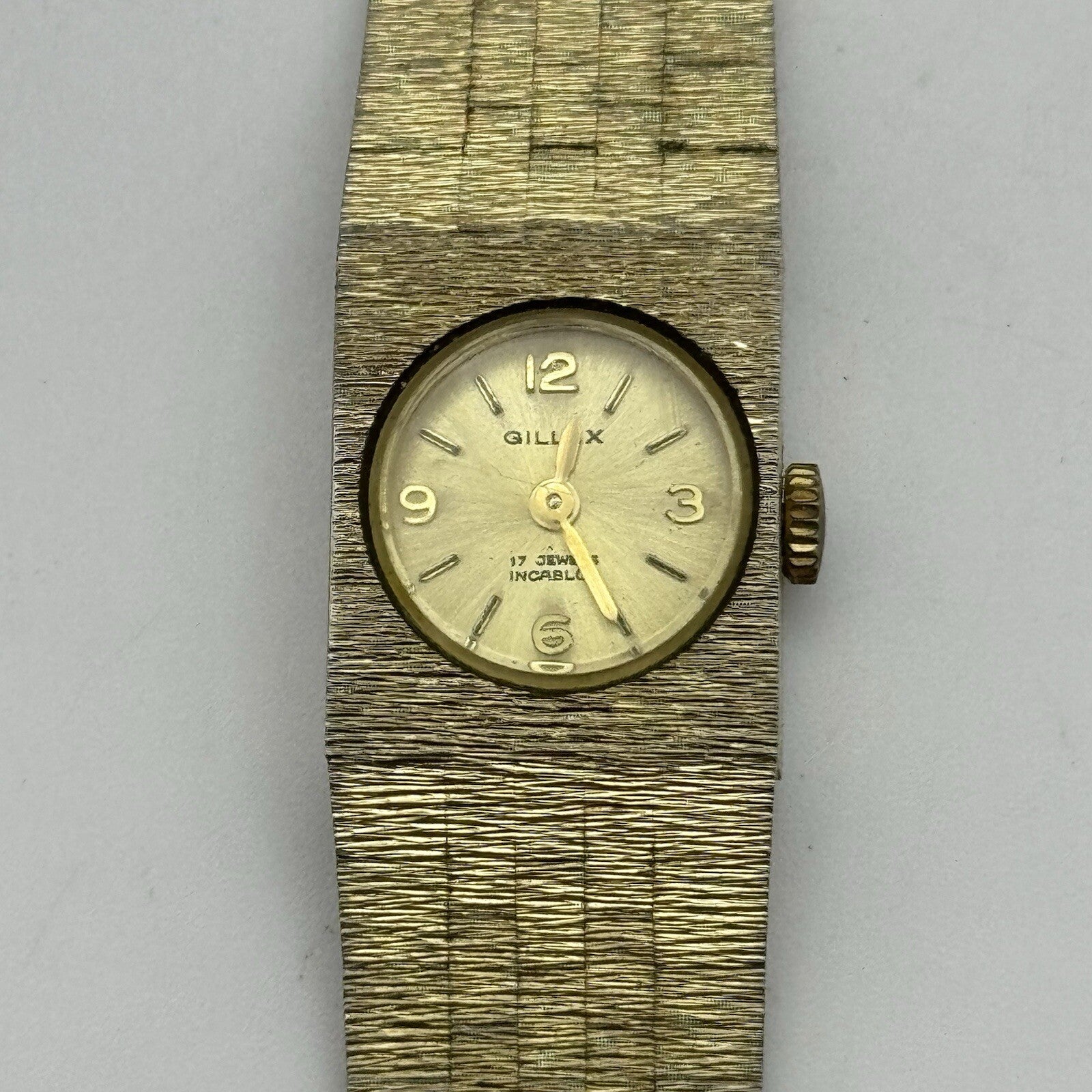 16mm WORKING Ladies Gillex Swiss Gold Tone Bark Affect Manual Wind Vintage Watch