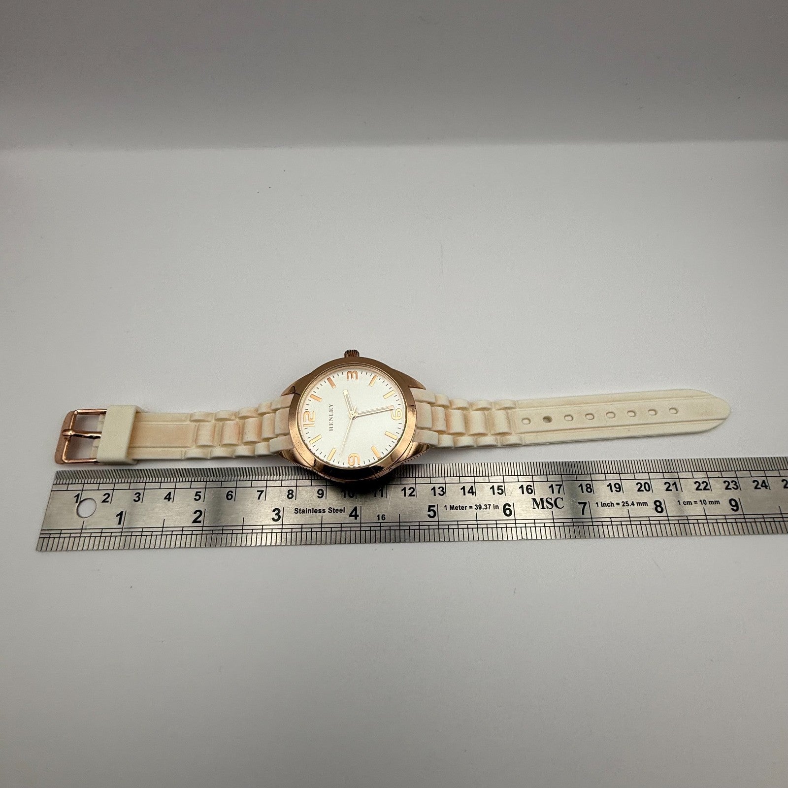 Henley Ladies Quartz Watch White Dial Rose Gold Tone Case Japan Working 40mm