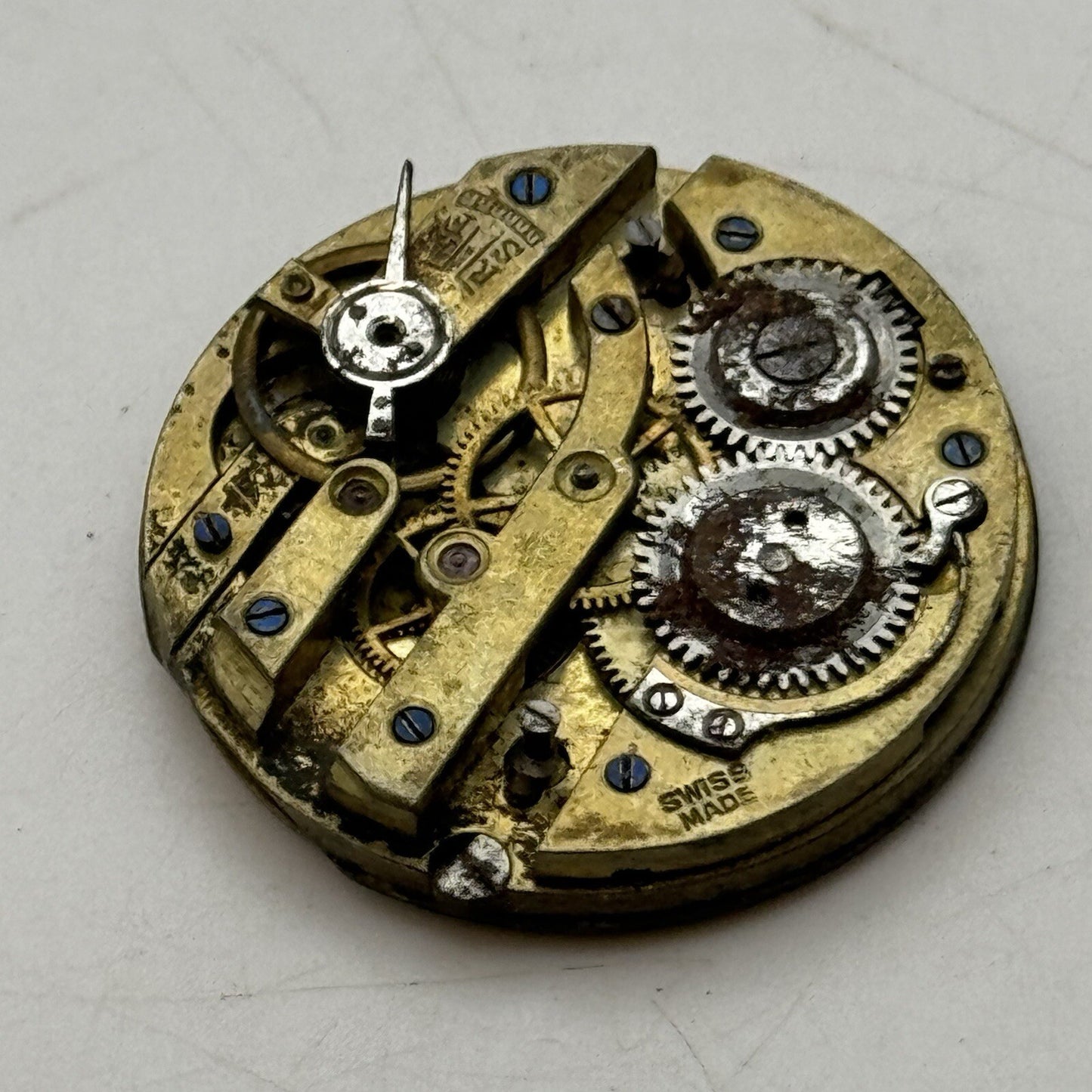 28.2mm Beautiful Gold Patterned Dial Cylinder Watch Movement For Parts Repair