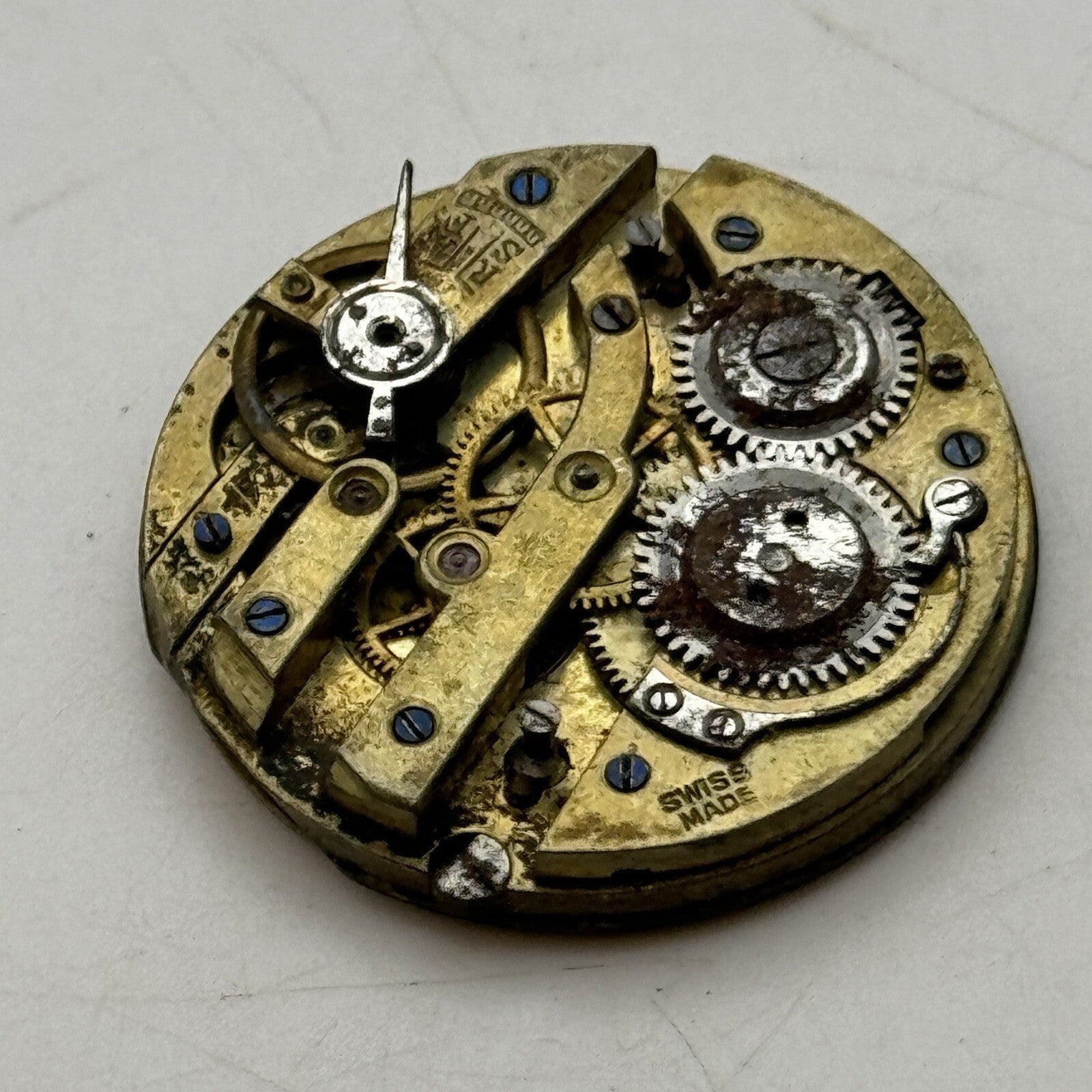 28.2mm Beautiful Gold Patterned Dial Cylinder Watch Movement For Parts Repair