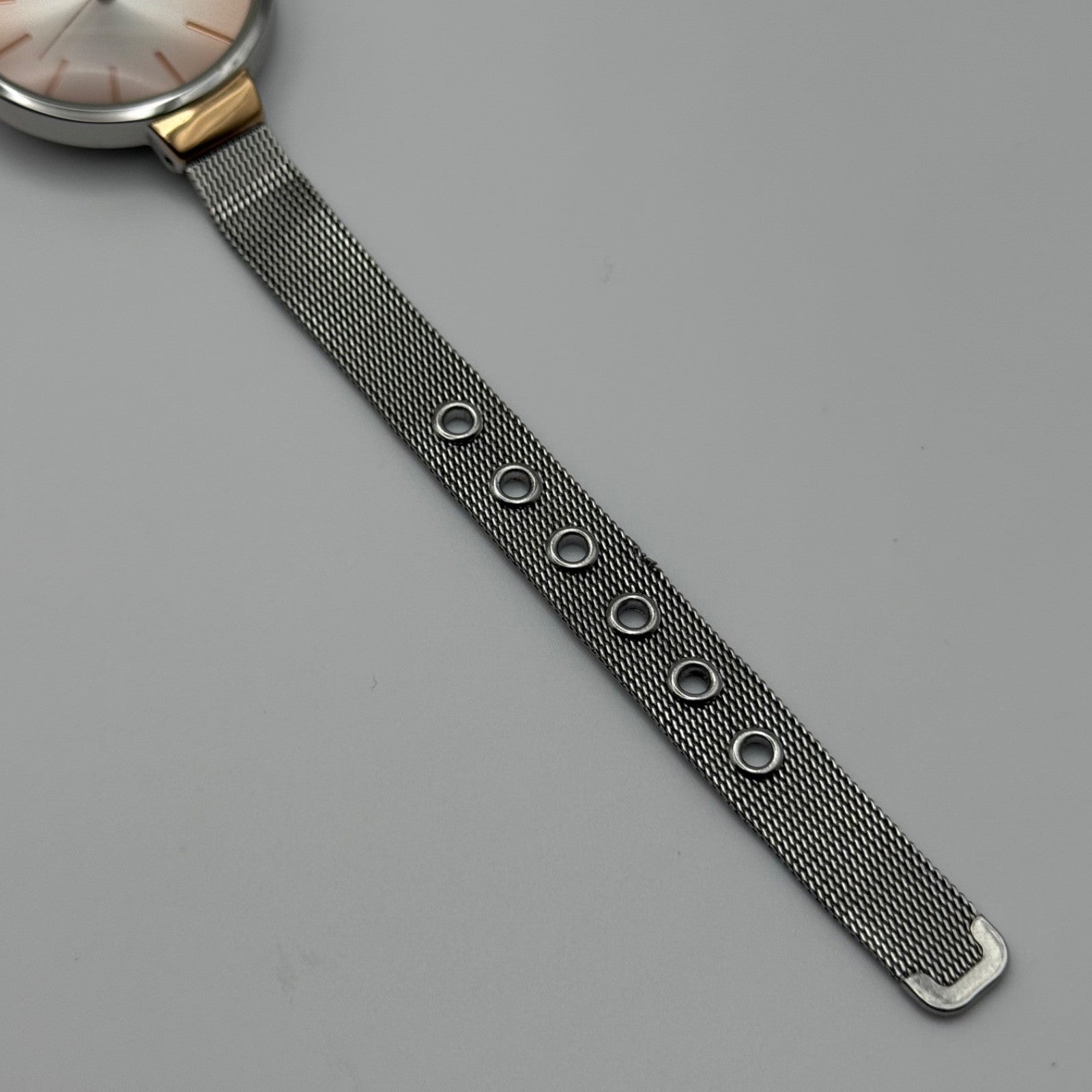 Working  Ladies Accessories Silver Tone Adjustable Mesh Strap 34mm Quartz Watch