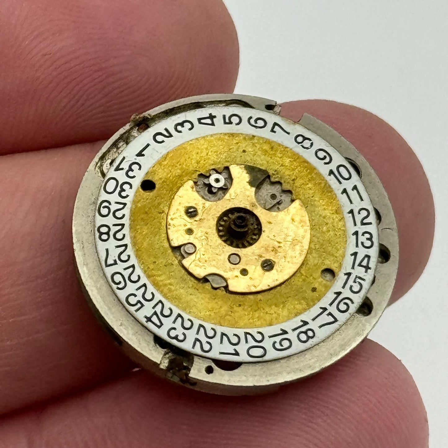 23.8mm F.Mauthe 612 German Manual Wind 17 Jewels Watch Movement Vintage PARTS