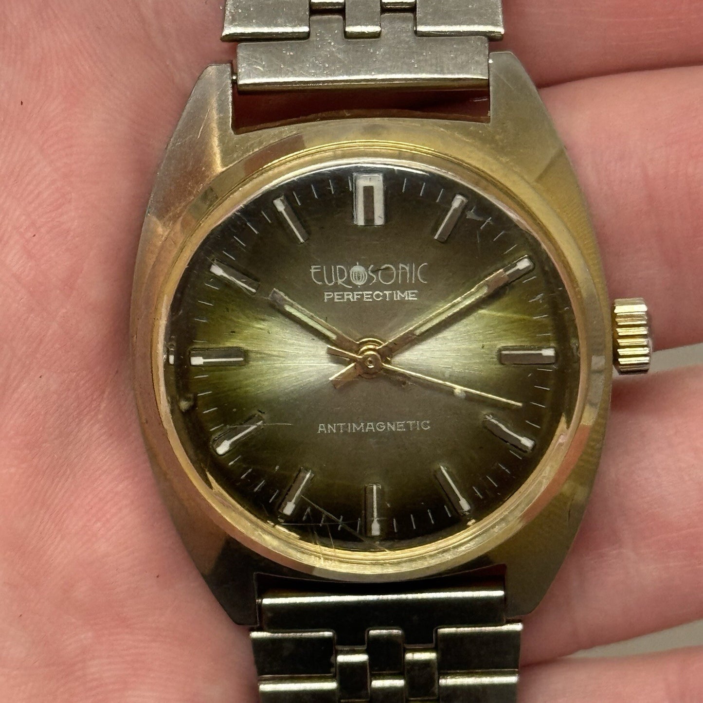 34mm WORKING Vintage Ladies Eurosonic Perfectime Amazing Green Dial 8.2 In Watch