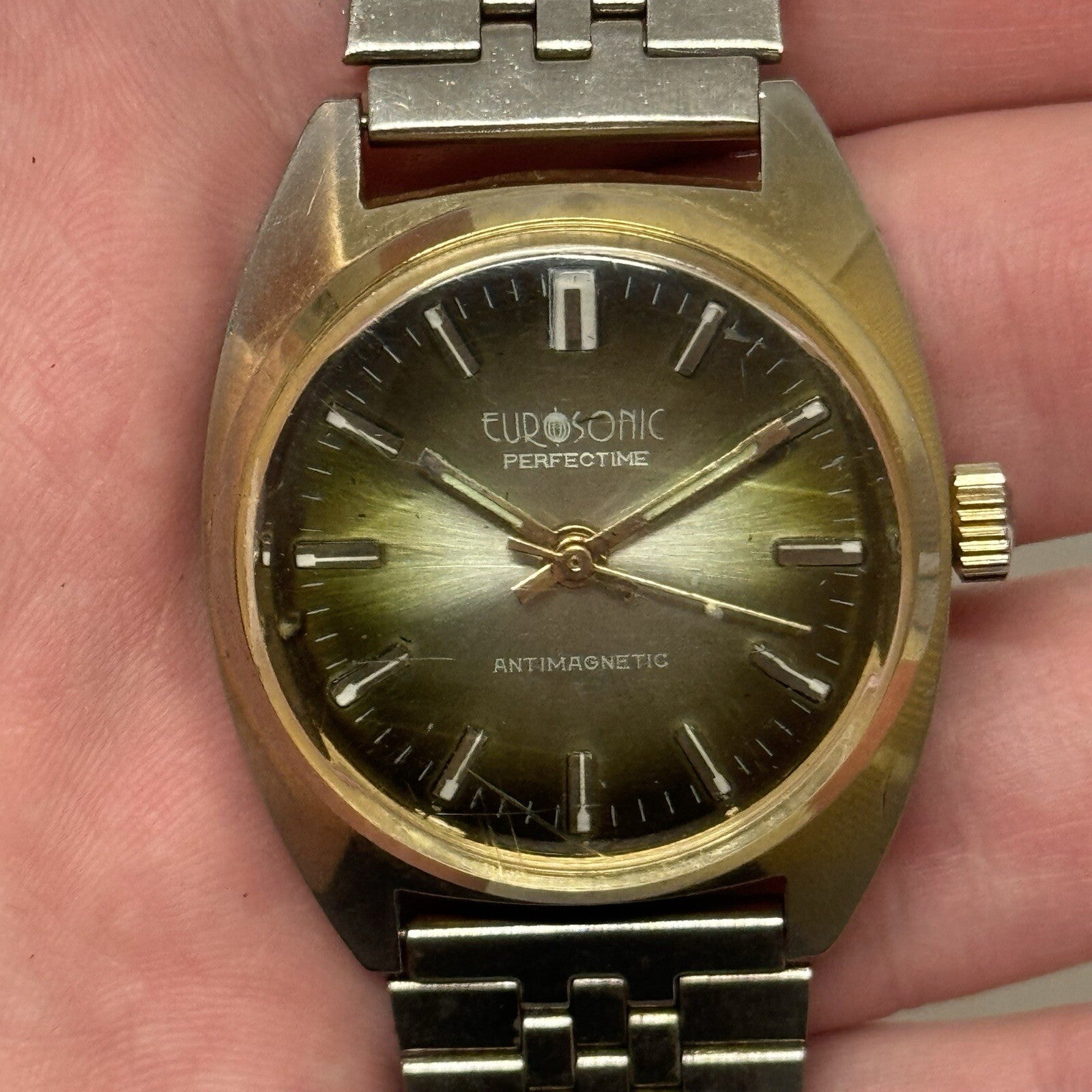 34mm WORKING Vintage Ladies Eurosonic Perfectime Amazing Green Dial 8.2 In Watch