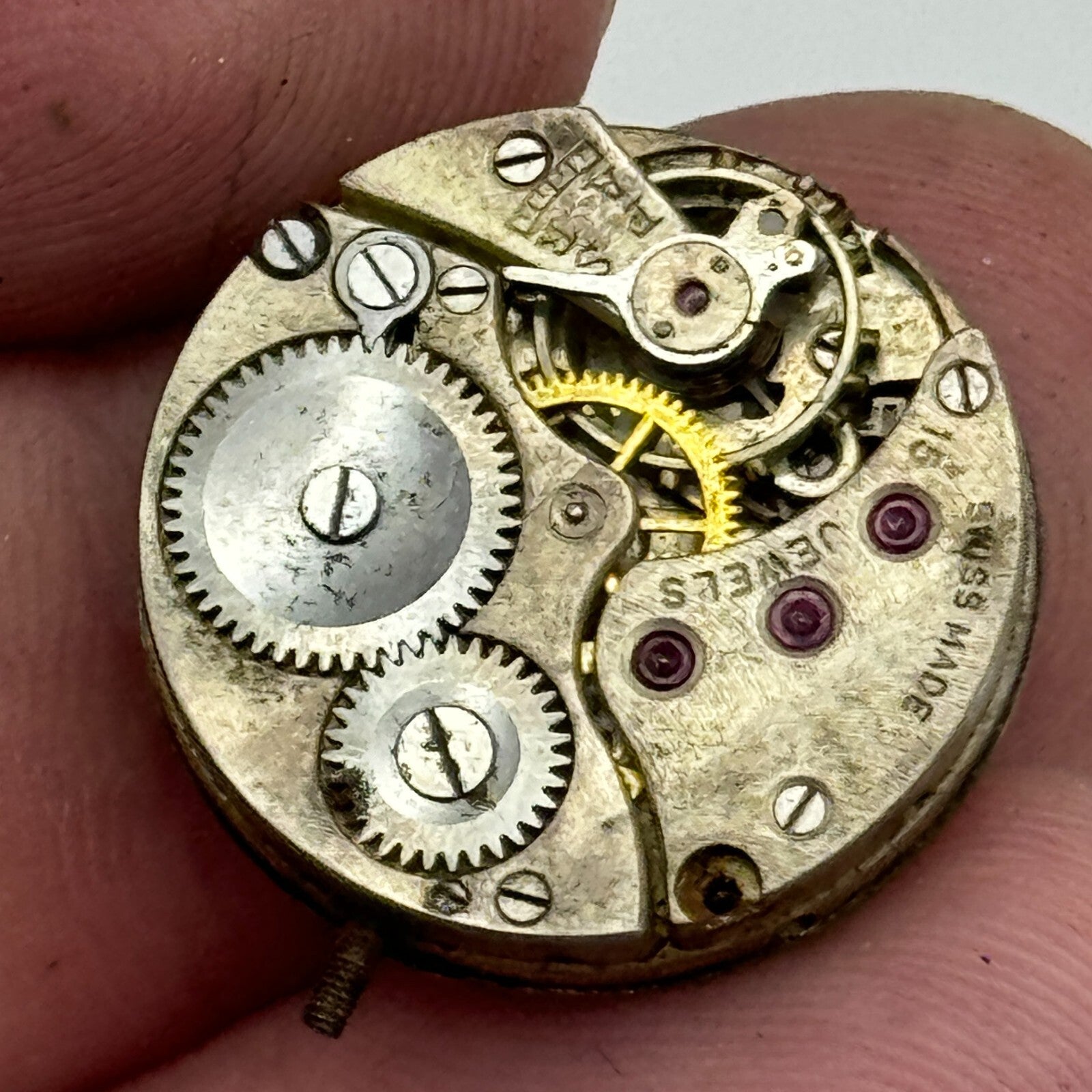 19.7mm Balance Intact 15 Jewels Manual Wind Watch Movement Swiss Vintage PARTS