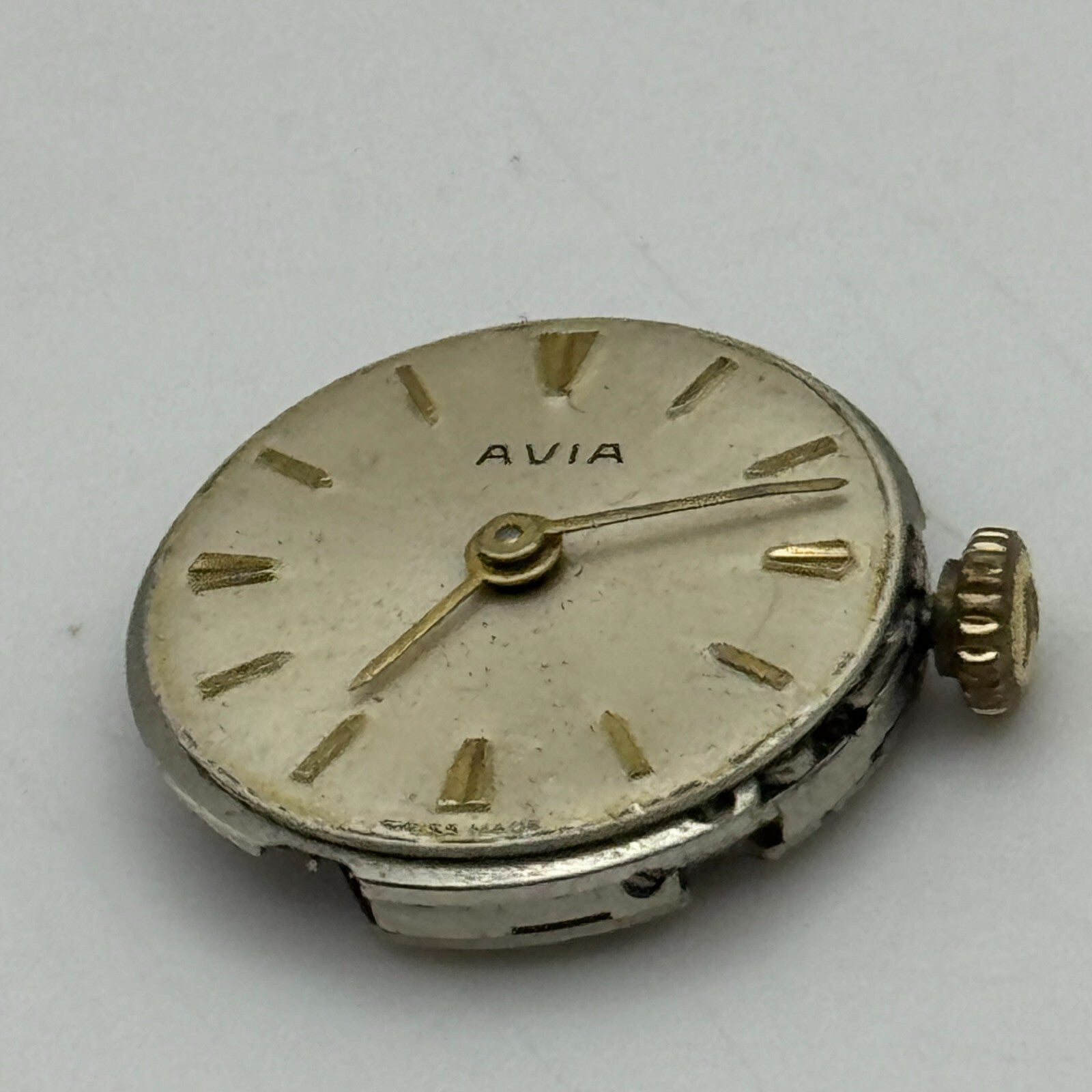17.5mm Ladies Avia Felsa F 4023 Manual Wind Watch Movement Swiss Vintage PARTS