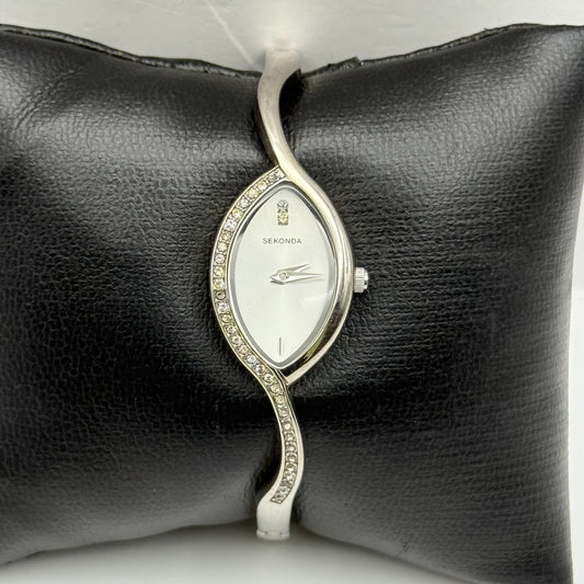Sekonda Ladies Quartz Watch Crystal Accents Silver Tone Bracelet Working 17mm
