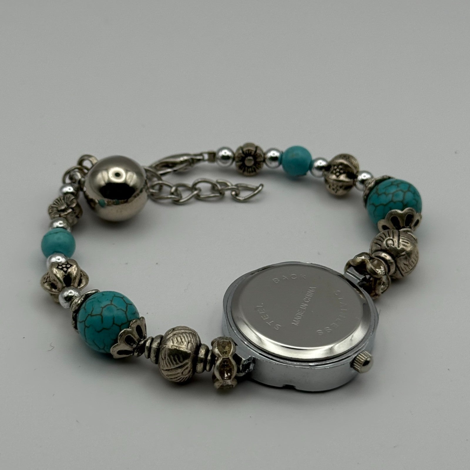 YLQ Ladies Quartz Watch Crystal Accents Beaded Design Bracelet Working 25mm