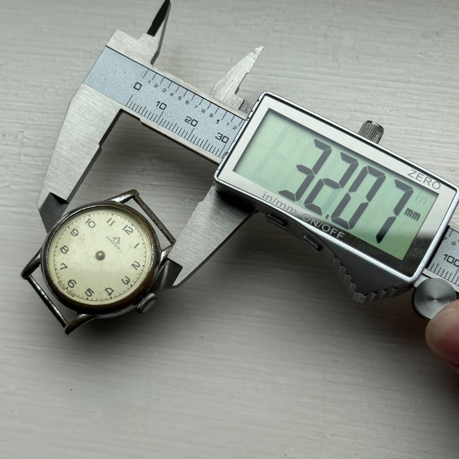 32mm Men's Vintage Paragon Swiss Made Manual Wind Watch FOR PARTS / REPAIR