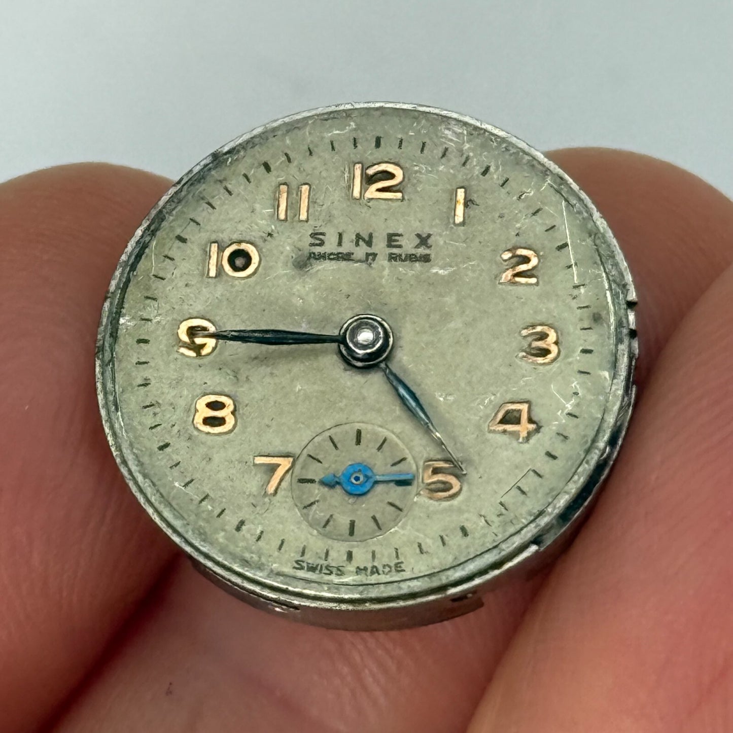 19.7mm Vintage Sinex Derby D 40 Swiss Manual Wind Watch Movement PARTS REPAIR