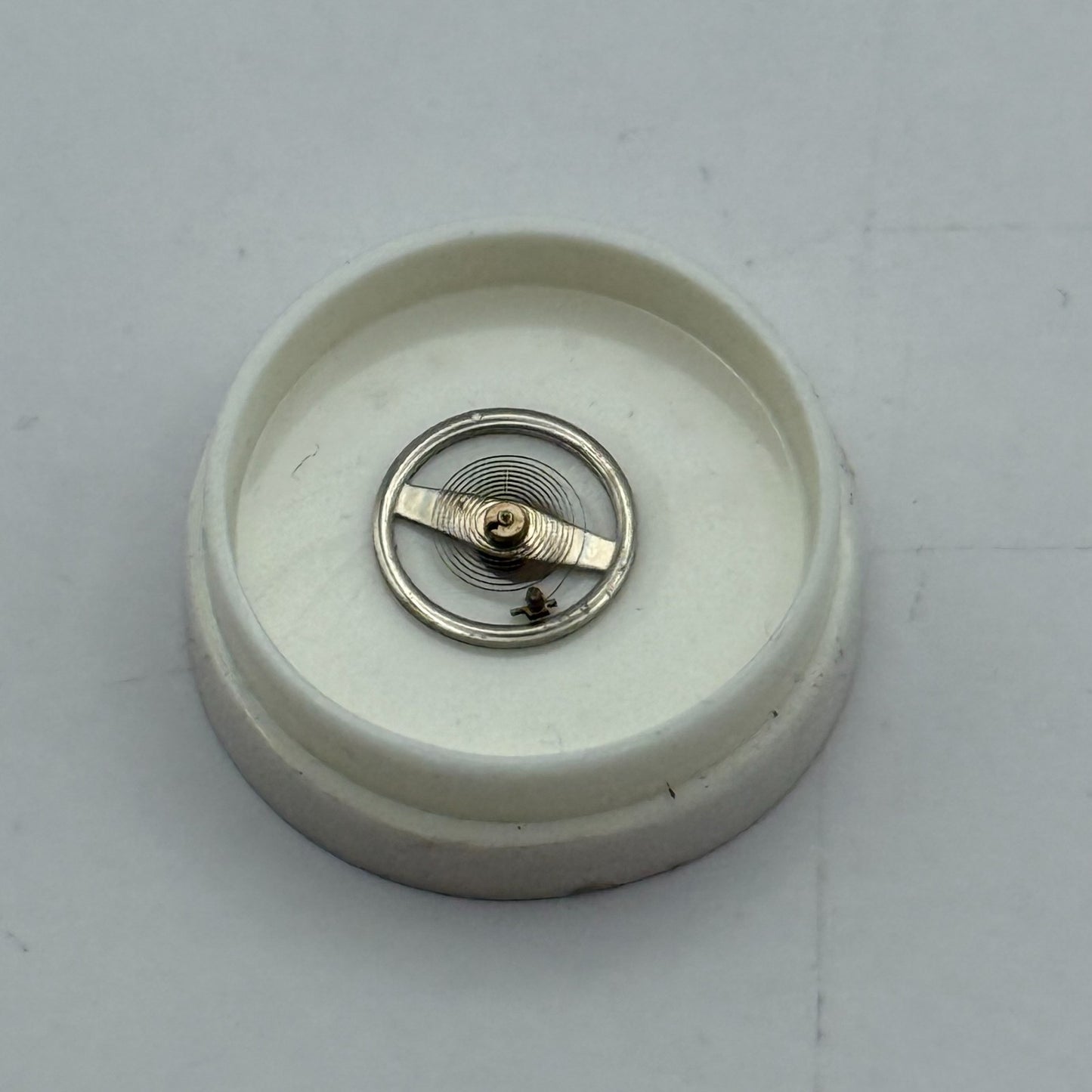 Brac 2051 Balance Wheel Complete And Spring 5 1/4''' 69 M Watch Movement Parts