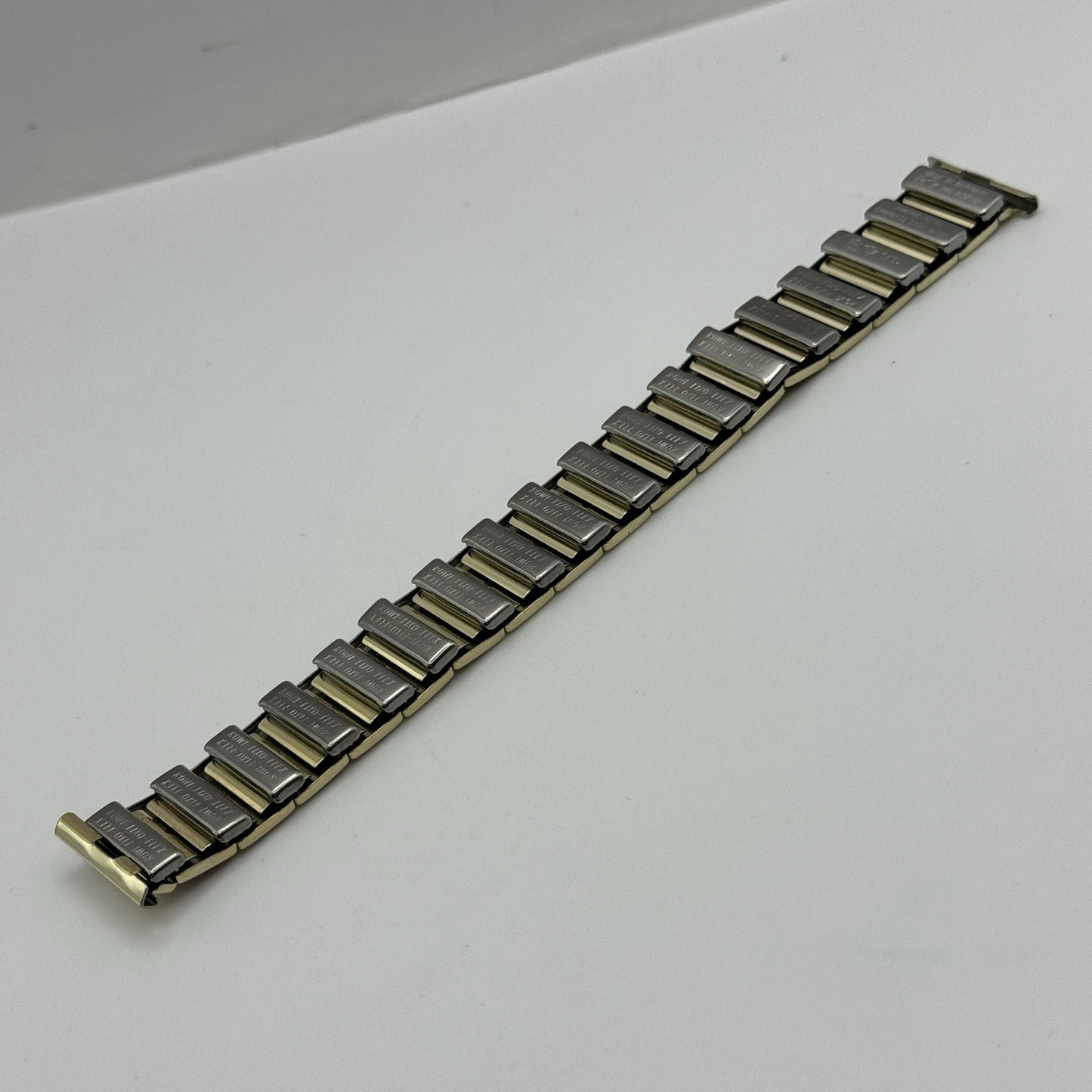 20mm Lug Rowi Fixo Flex Vintage New Old Stock NOS Expandable Strap Red Gold