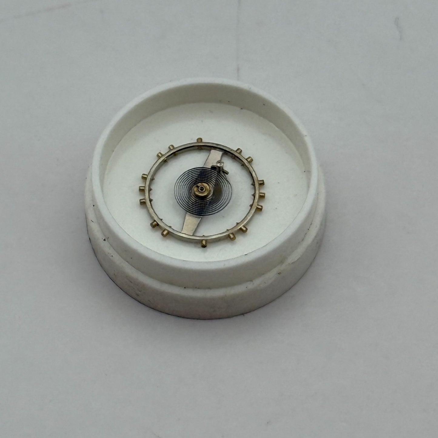 AS 1525 1526 Balance Wheel Complete And Spring  953 M Watch Movement Parts NOS