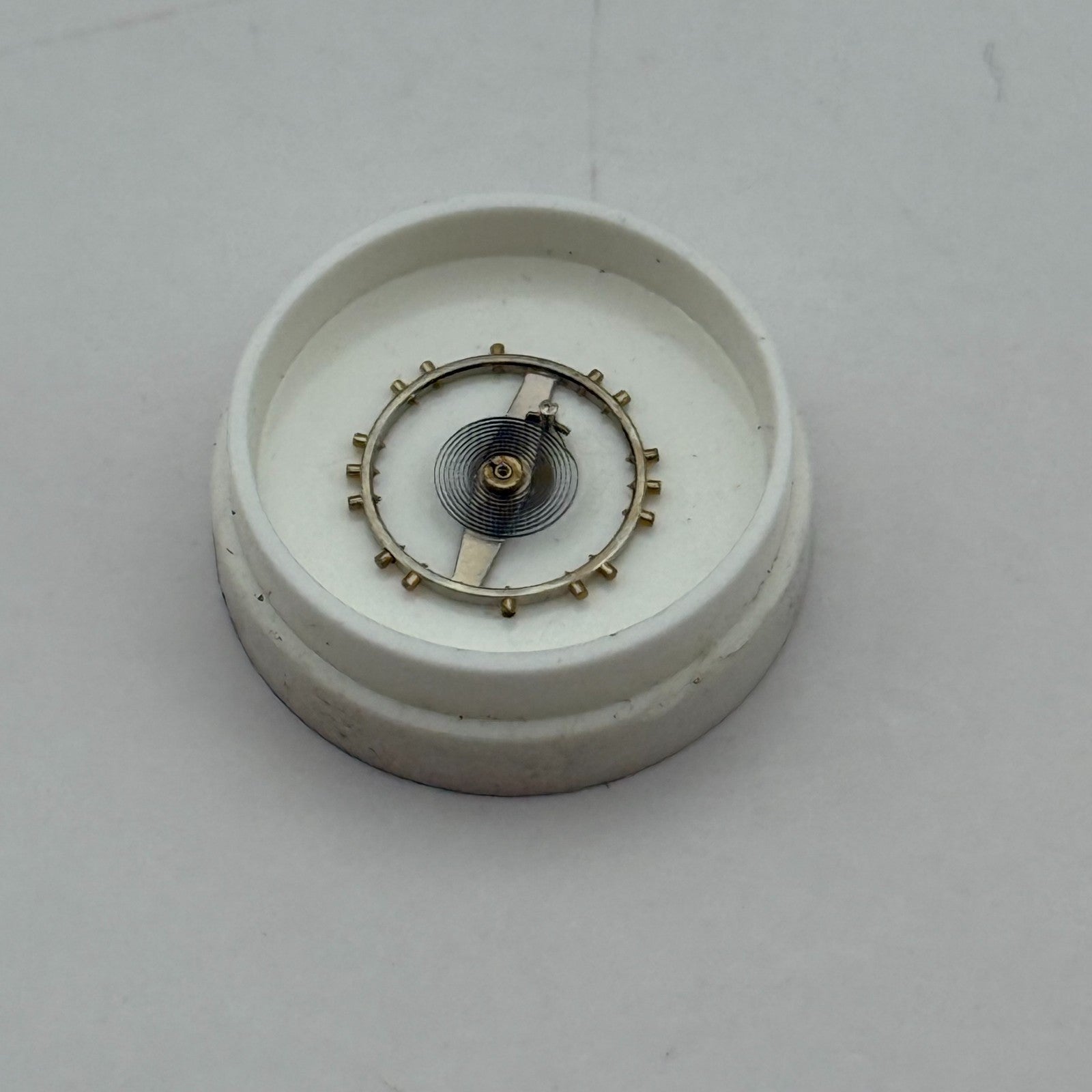 AS 1525 1526 Balance Wheel Complete And Spring  953 M Watch Movement Parts NOS
