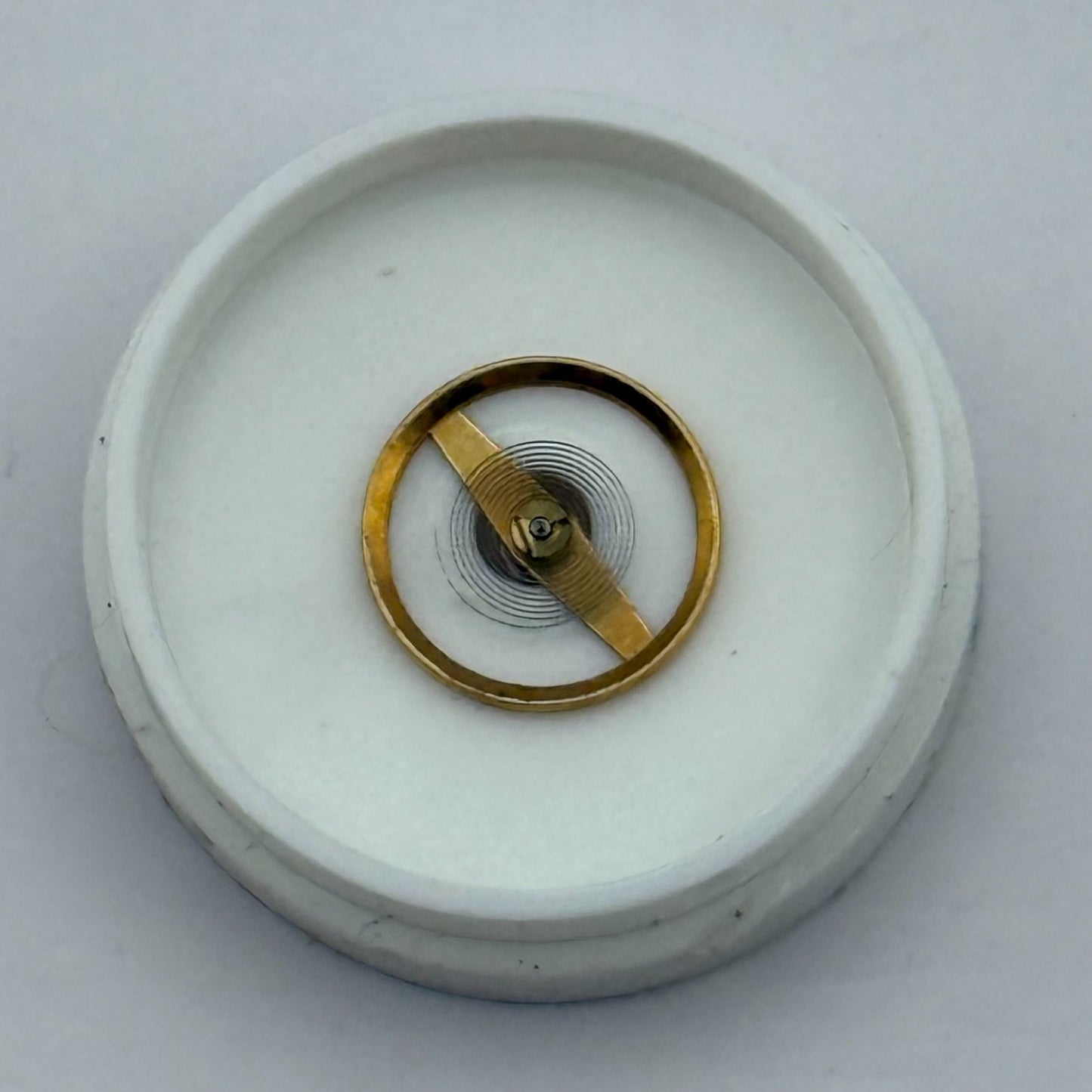 BFG 927 Balance Wheel Complete And Spring  6¾–8’’’ 1512 M Watch Movement Parts