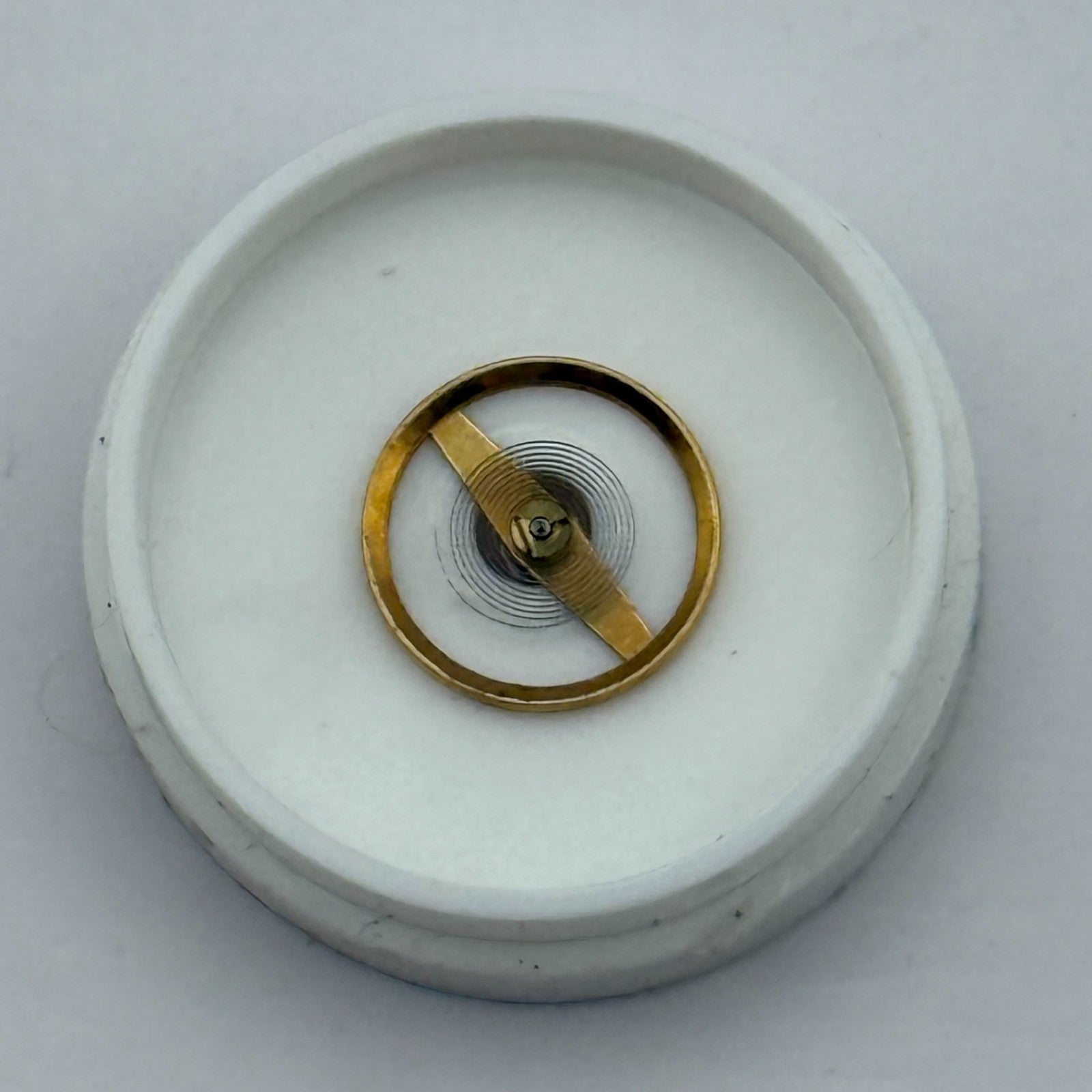 BFG 927 Balance Wheel Complete And Spring  6¾–8’’’ 1512 M Watch Movement Parts