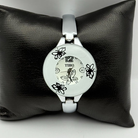Tiho Ladies Quartz Watch Butterfly Design Dial Silver Tone Bracelet Working 30mm