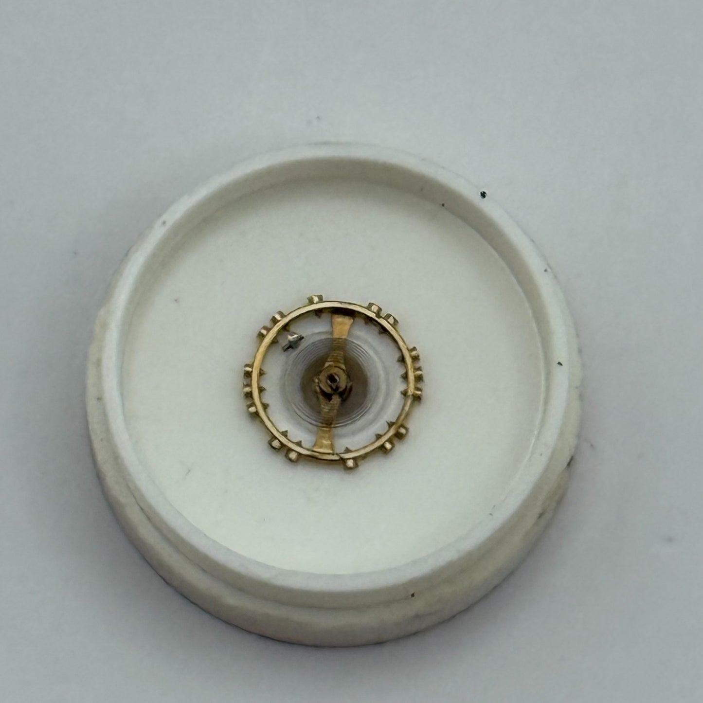 AS 976 1012 Balance Wheel Complete And Spring 29 M Watch Movement Parts NOS 