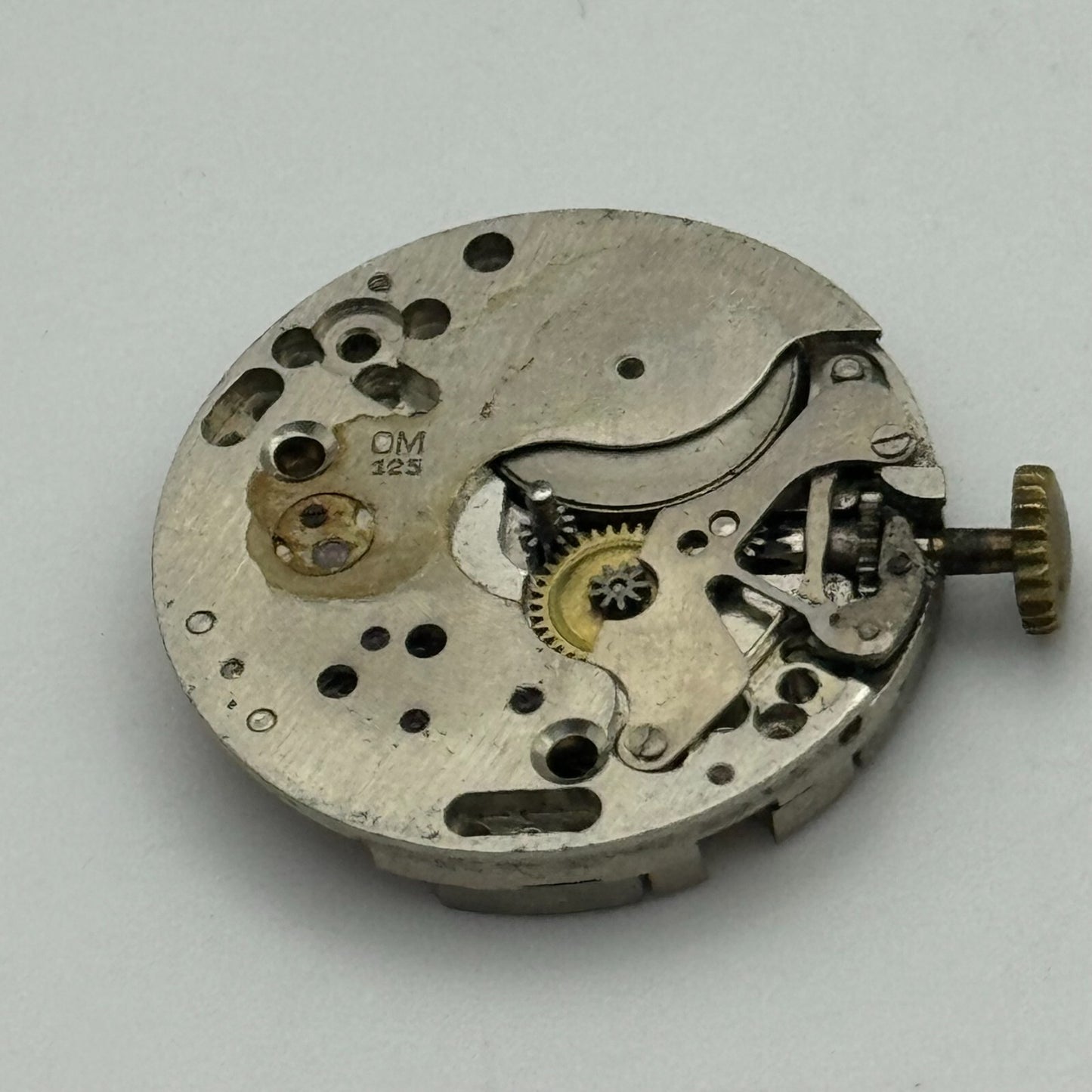 23.5mm O Maire OM 125 Manual Wind 17 Jewels Swiss Watch Movement Vintage PARTS