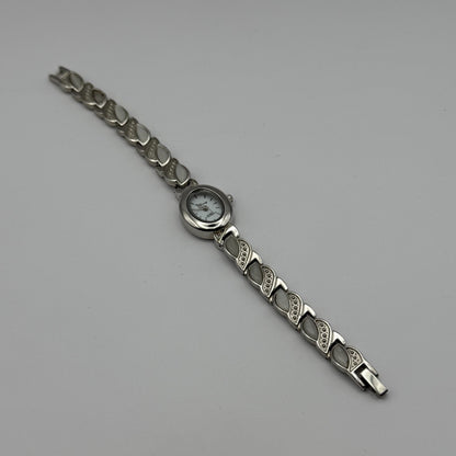 Divinity Ladies Quartz Watch Oval Dial Silver Tone Bracelet Working 19mm