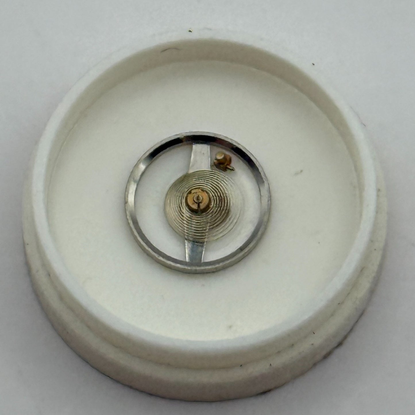 Balance Wheel Complete And Spring 1512 M Watch Movement Parts NOS