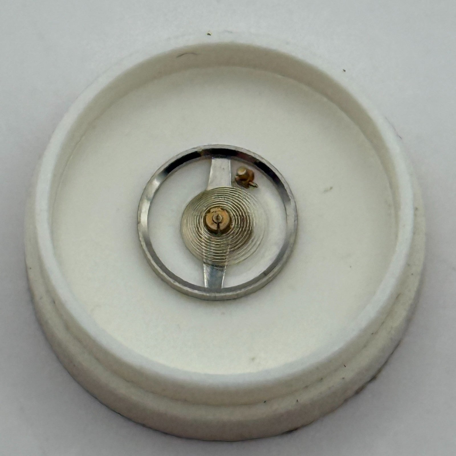 Balance Wheel Complete And Spring 1512 M Watch Movement Parts NOS