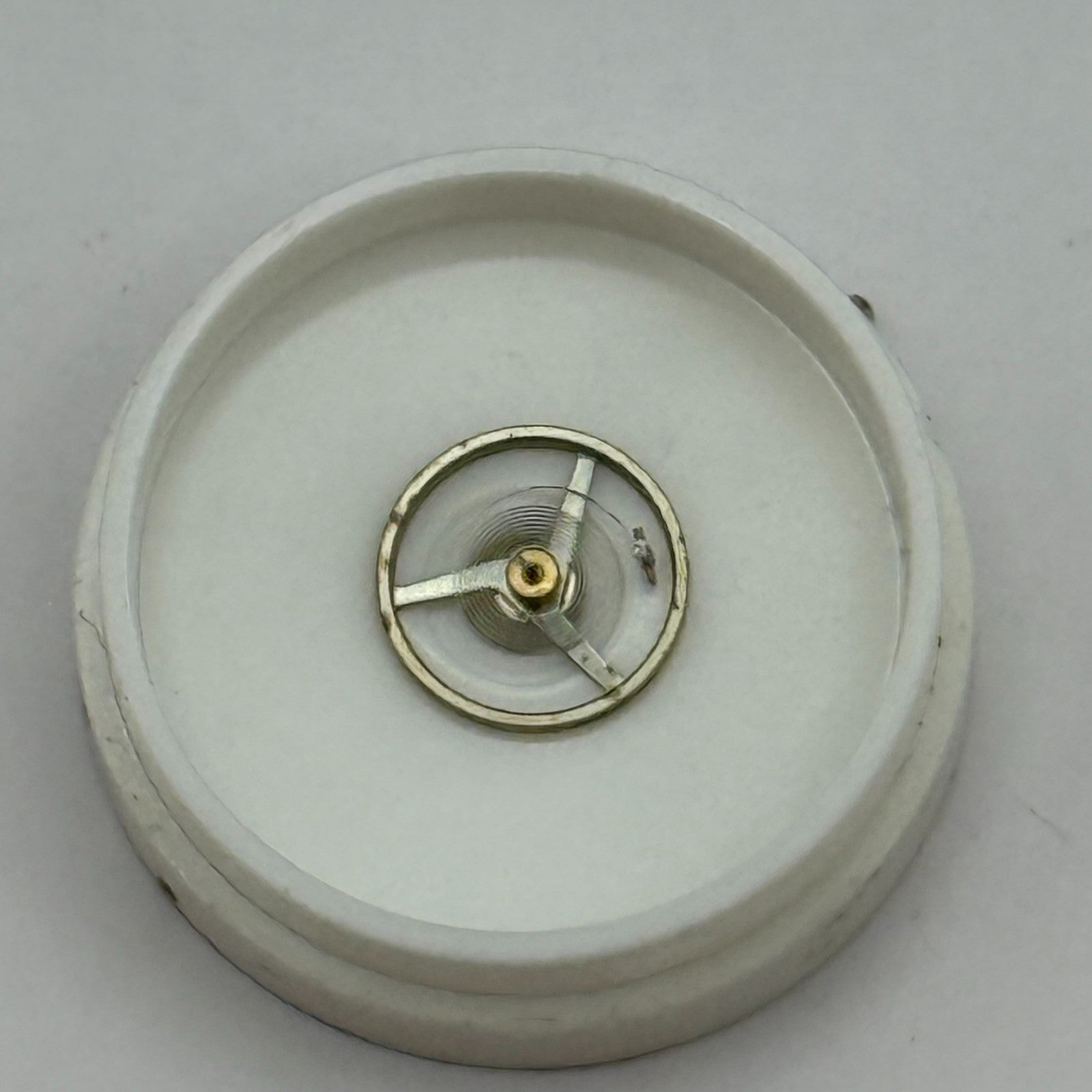 FHF 57-21 Balance Wheel Complete And Spring 6¾’’’ 1518 M Watch Movement Parts 