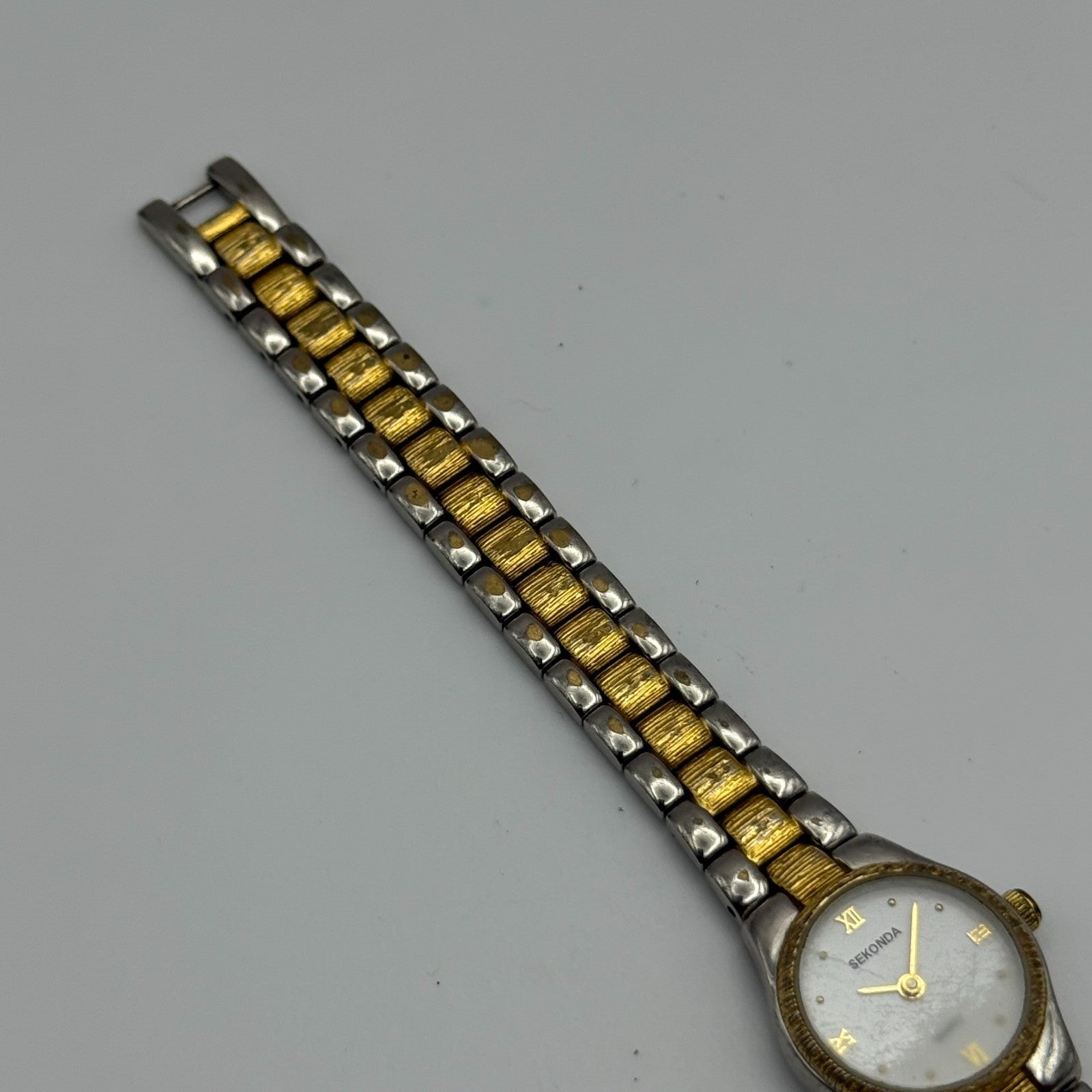 20mm Working Ladies Sekonda Two Tone White Dial Japan Quartz Watch 6.75 Inches