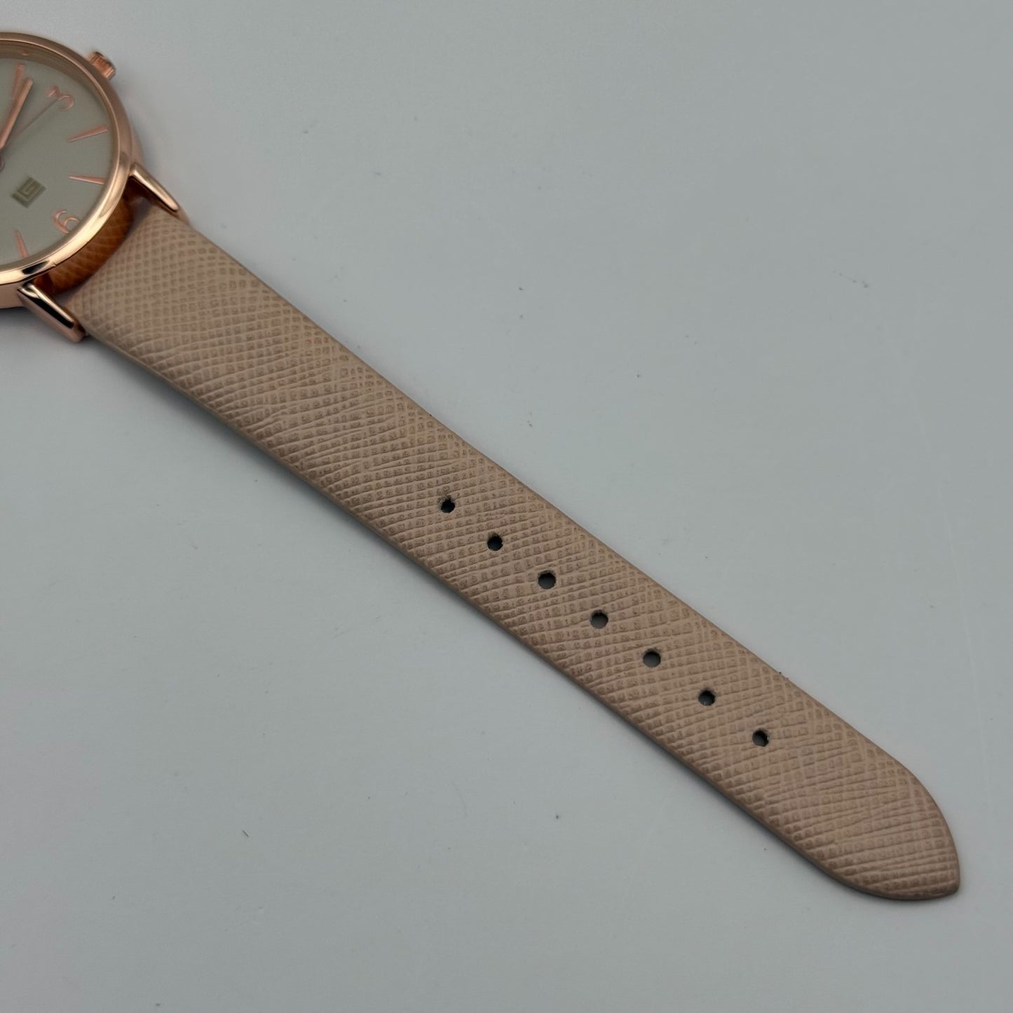 Guy Laroche Ladies Quartz Watch Rose Gold Tone Beige Strap Working 31mm