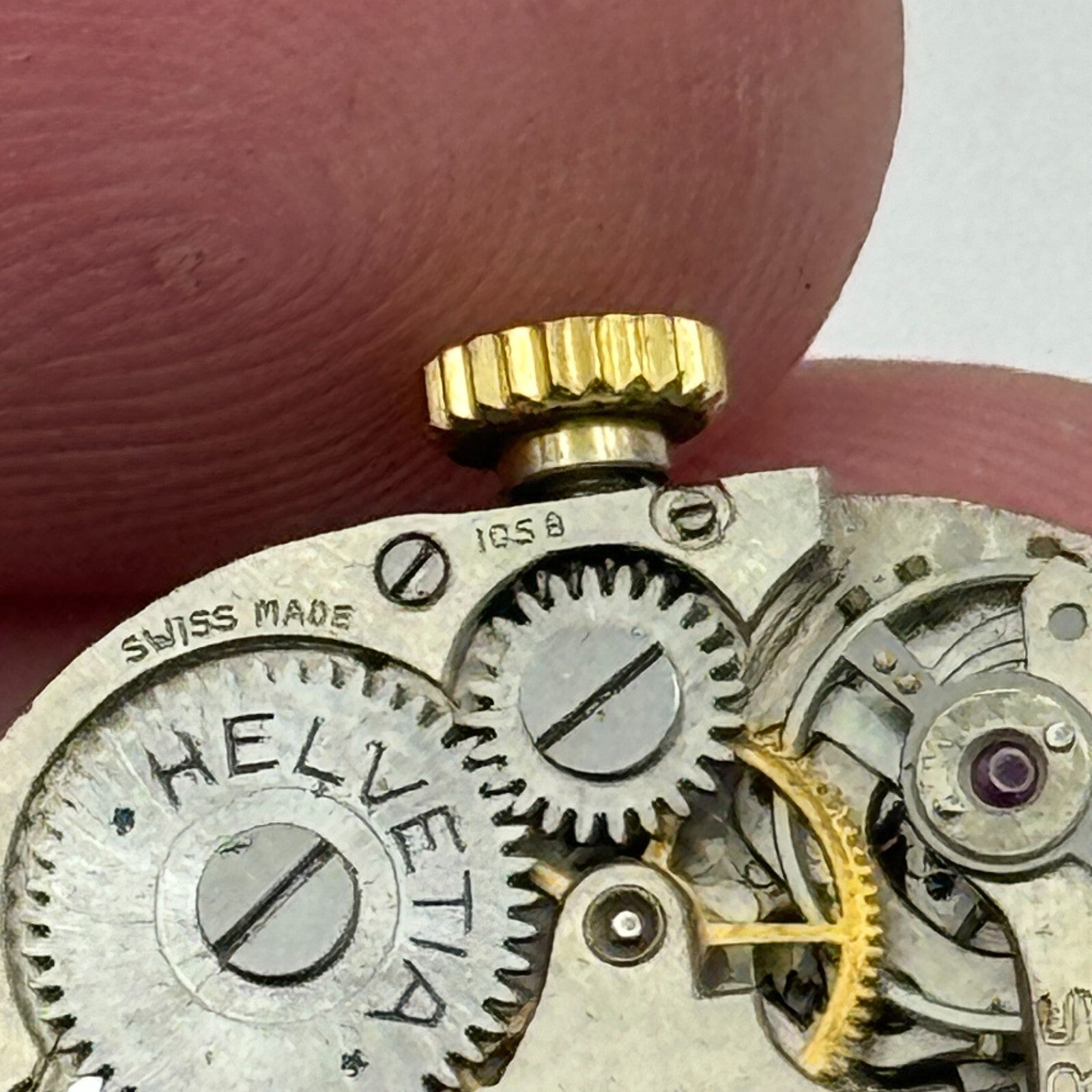 12.6mm Ladies Helvetia Cal 105B Manual Wind Watch Movement Swiss Vintage PARTS