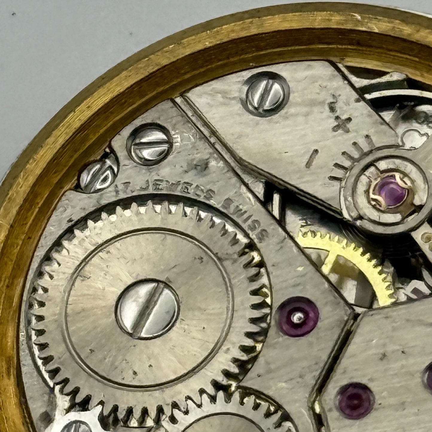 Peseux 320 Watch Movement Avia Manual Wind Vintage Swiss 17 Jewels Parts 30.4mm