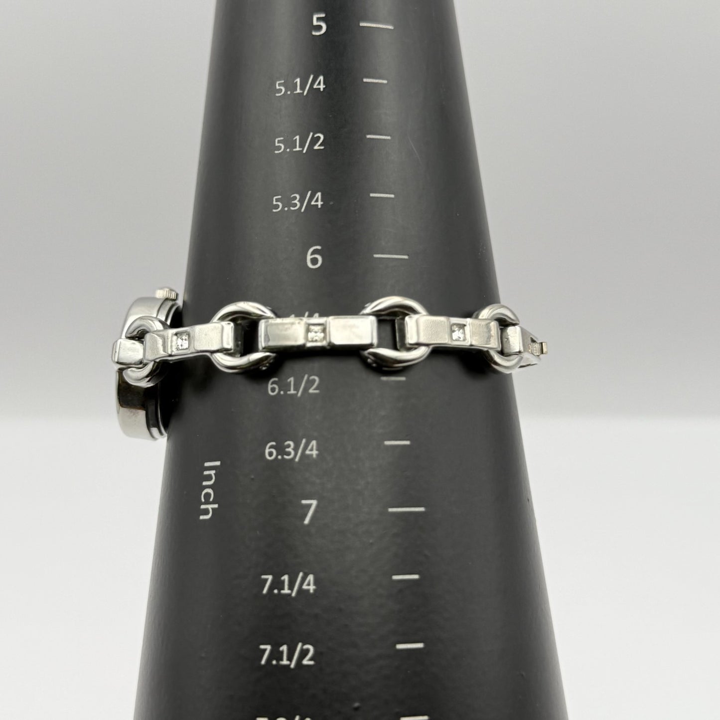 R Ladies Quartz Watch Silver Tone Bracelet Working 22mm New Battery