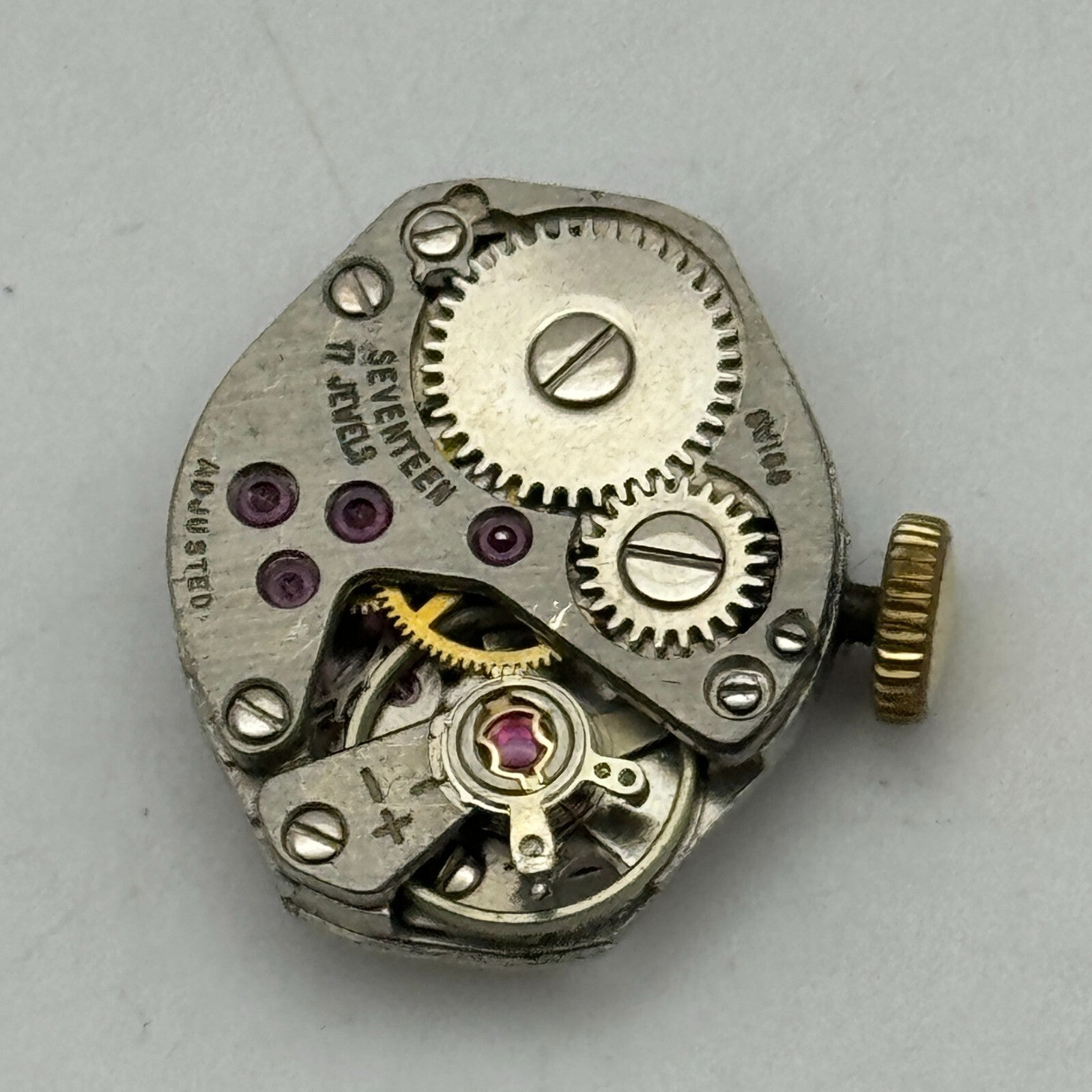 15mm Ladies FHF ST 69 Swiss 17 Jewels Manual Wind Watch Movement Vintage PARTS