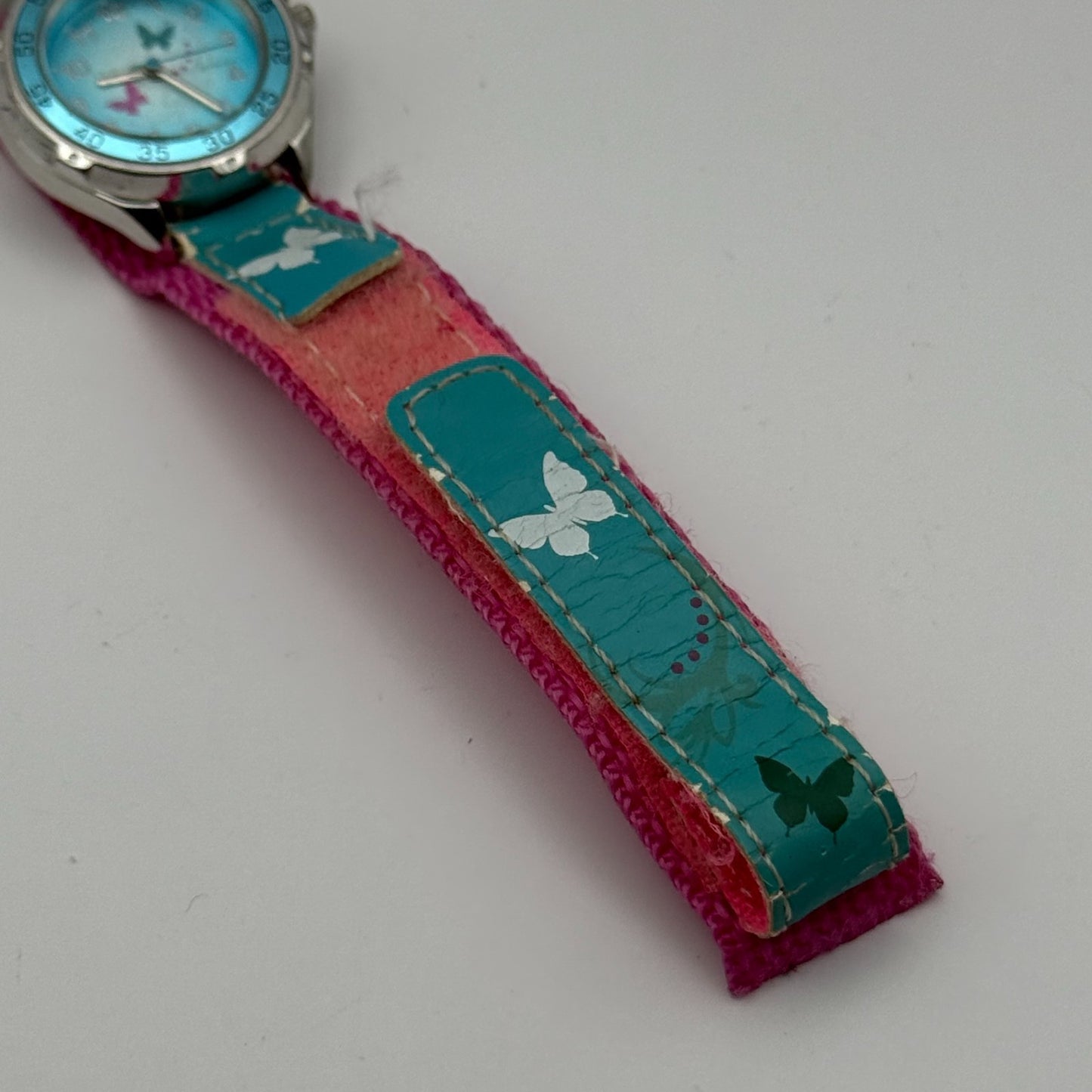 Kids Quartz Watch Blue Butterfly Design Hook & Loop Strap Working 33mm