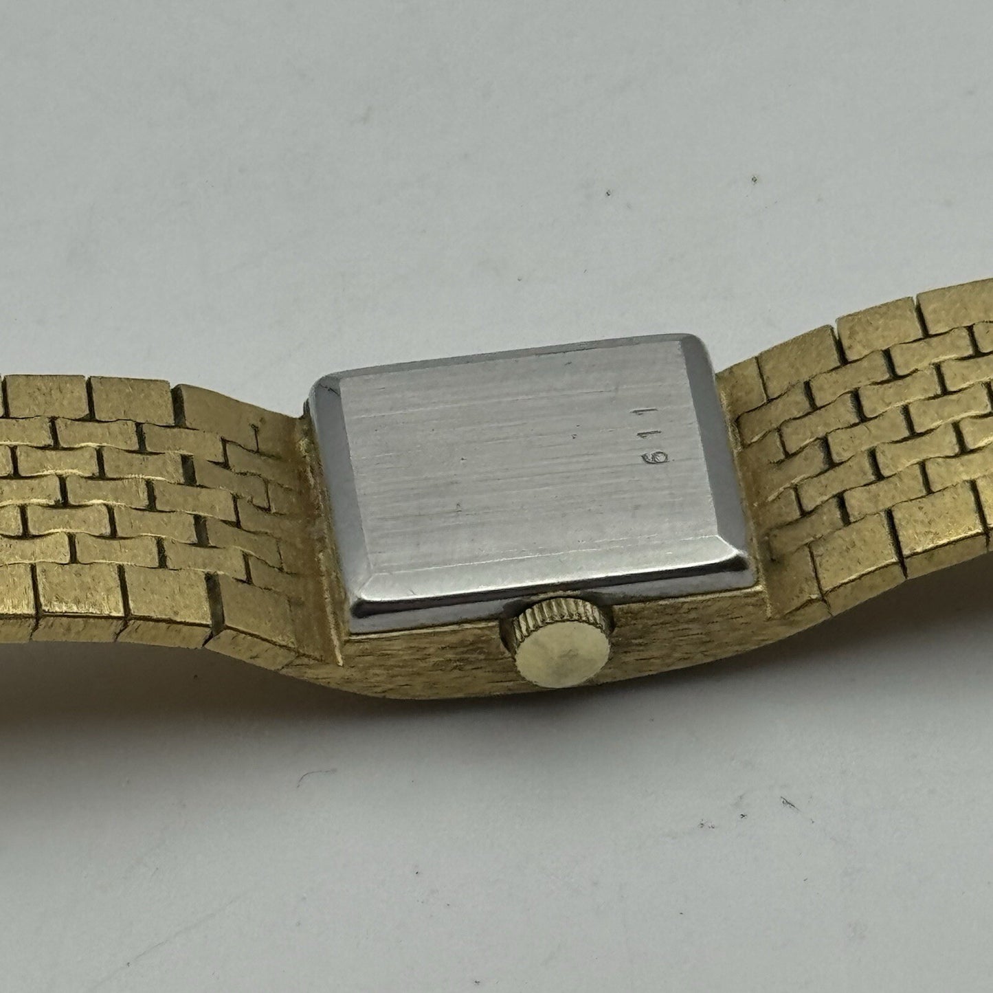 15mm WORKING Ladies Rotary Gold Plated Bark Affect Watch Manual Wind Vintage
