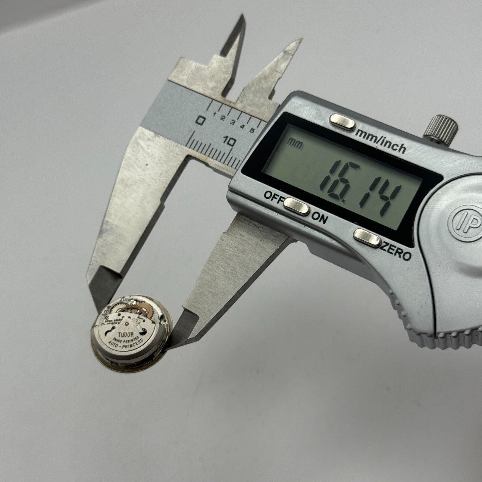 Tudor Royal Rotor Self Winding Auto Princess Automatic Watch Movement FOR PARTS