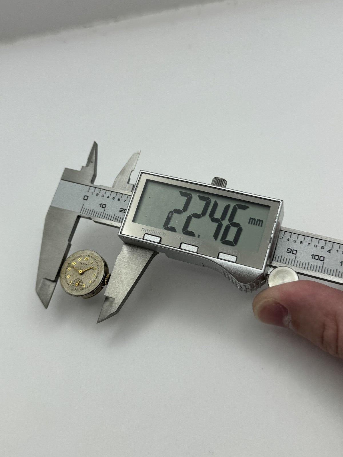 20mm Vintage Tempex 70 Partial Manual Wind Swiss Watch Movement PARTS REPAIR