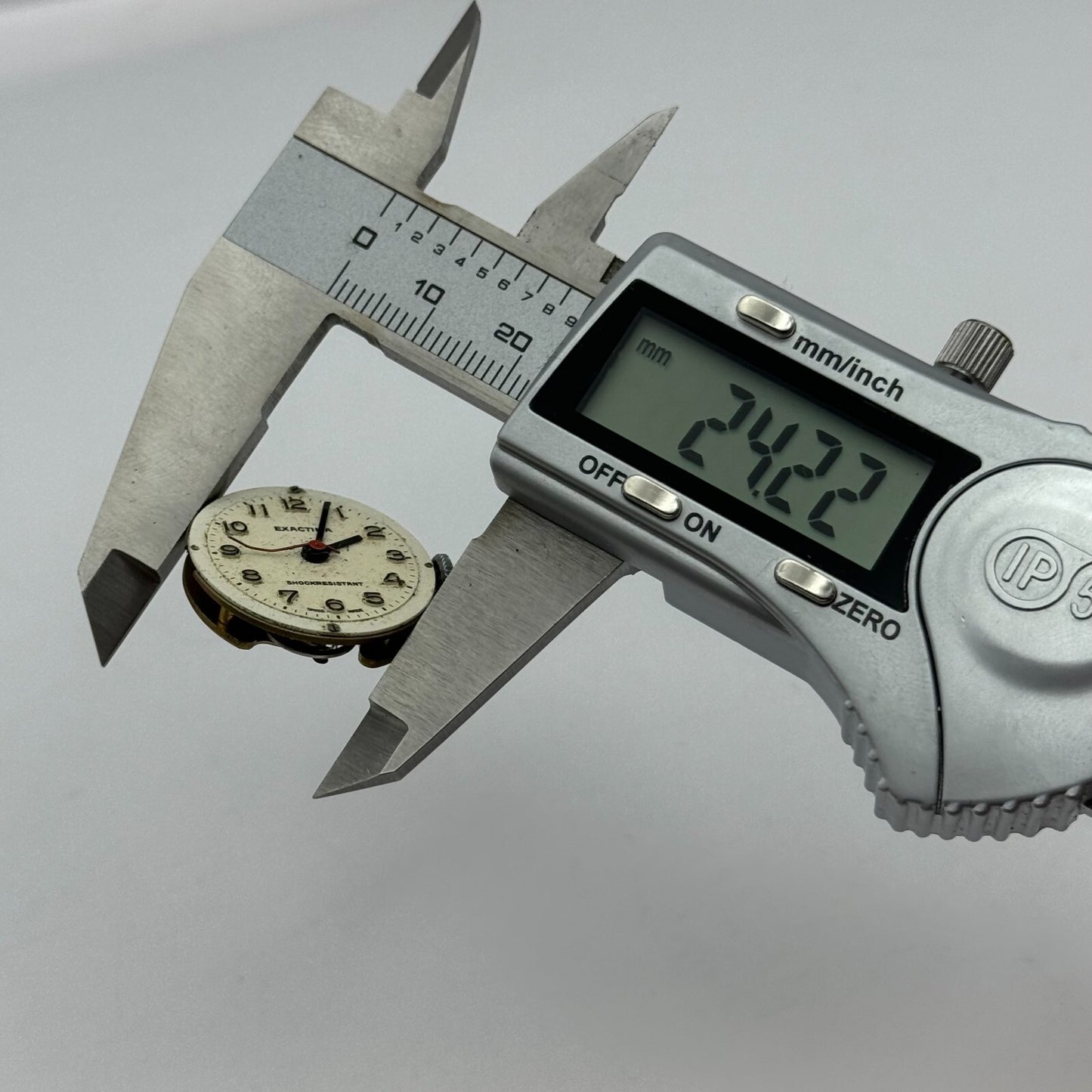 24.2mm R Lapanouse S.A. 1 Jewel Manual Wind Swiss Watch Movement Vintage PARTS