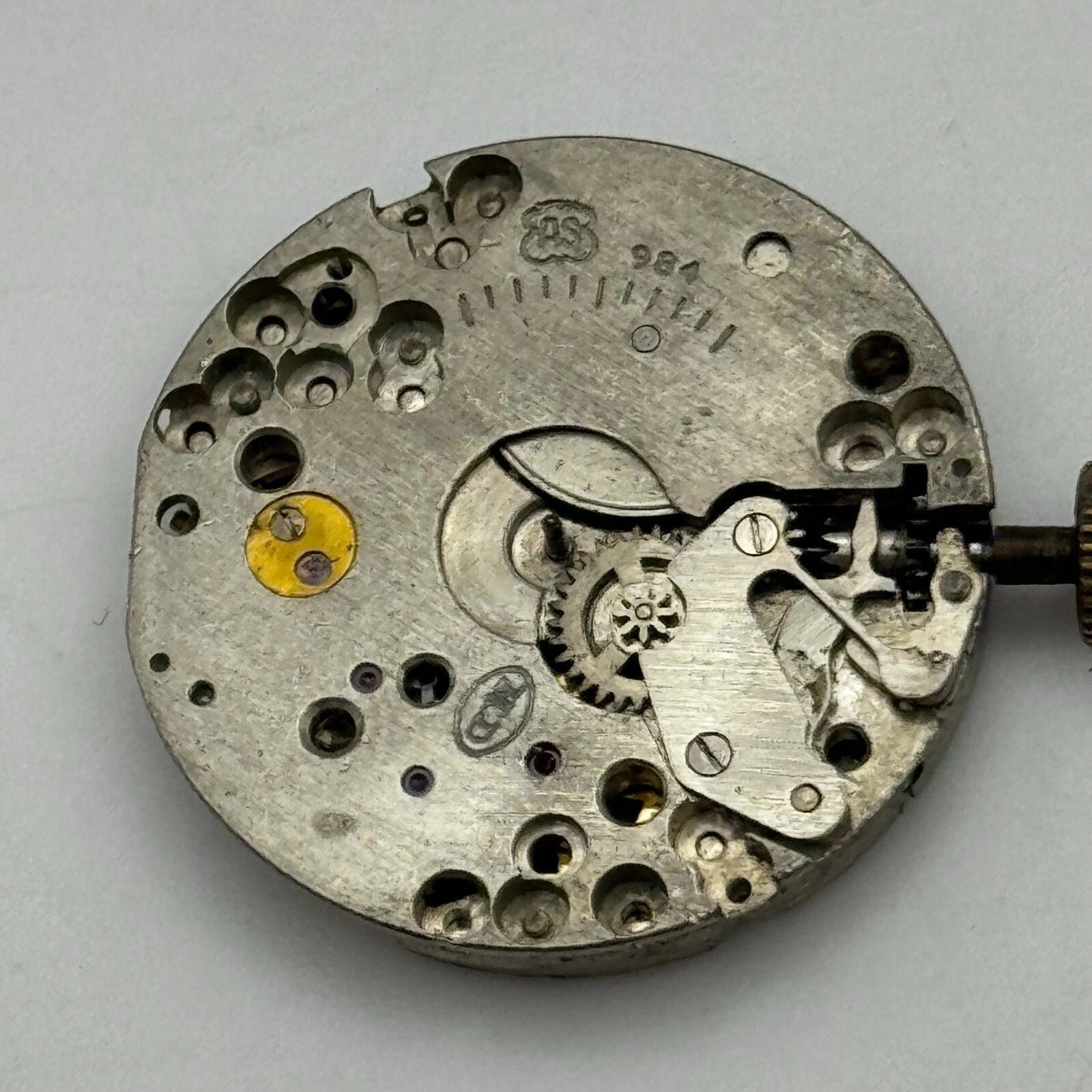 23.6mm Rotary AS 984 Manual Wind 15 Jewels Watch Movement Swiss Vintage PARTS