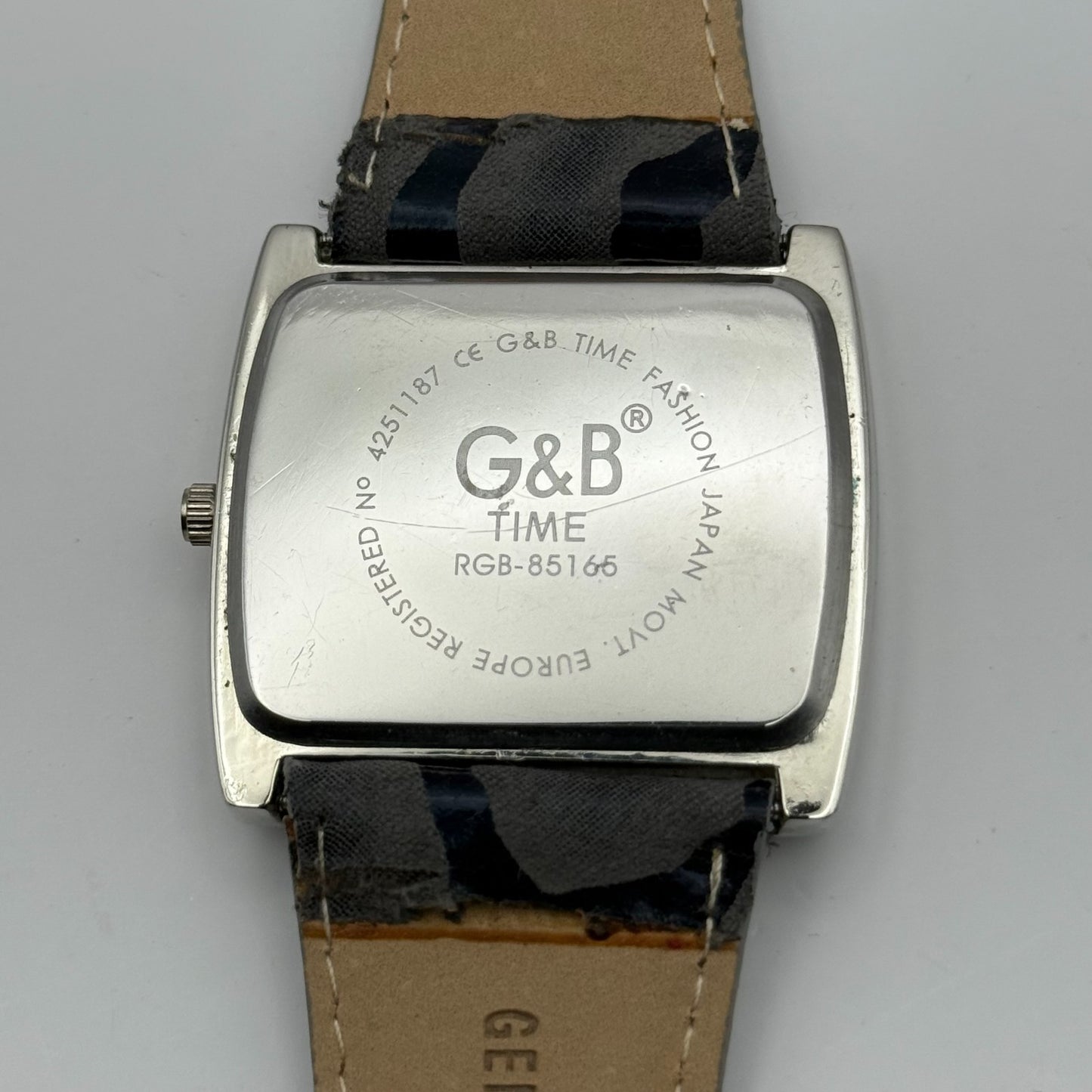 G&B Time Fashion Ladies Quartz Watch Crystal Accents Leather Strap Working 42mm