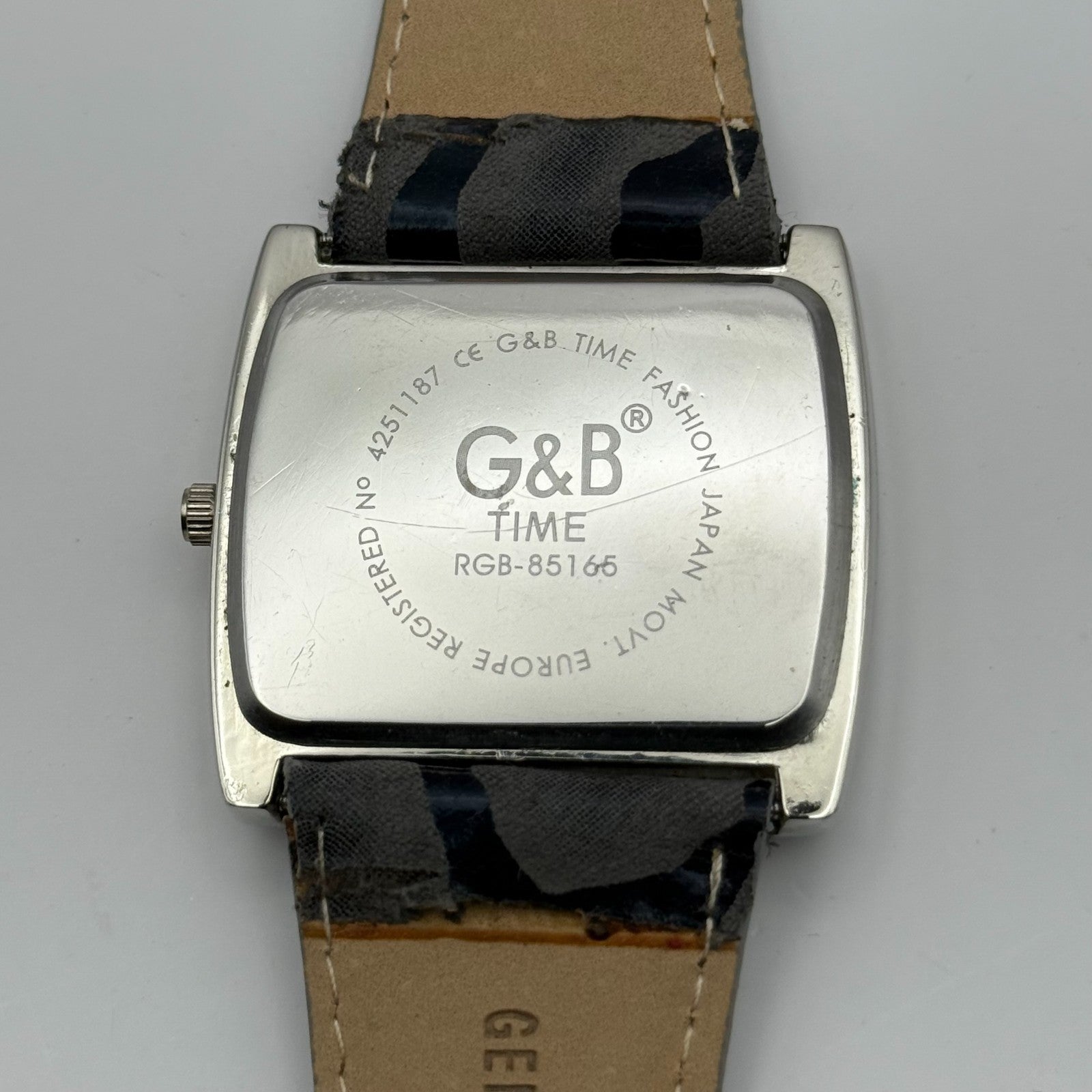 G&B Time Fashion Ladies Quartz Watch Crystal Accents Leather Strap Working 42mm