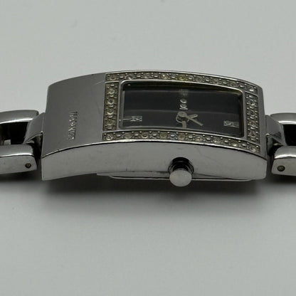 Working Hamnett Ladies Silver Tone Black Dial 19mm Quartz Watch New Battery