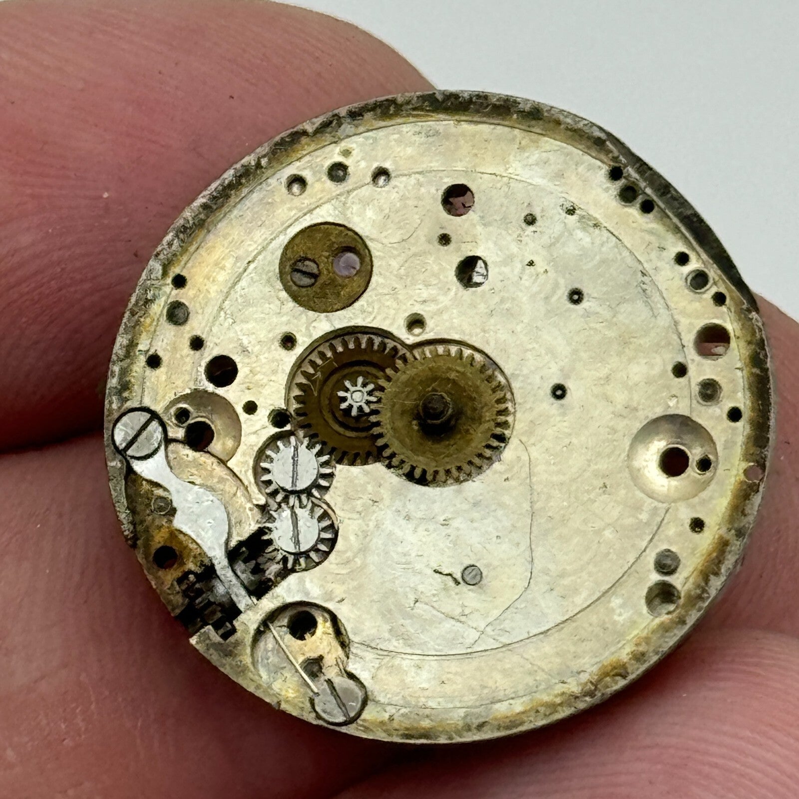 23.6mm Men's Unidentified Antique Cylinder Swiss Manual Wind Watch Movement PART