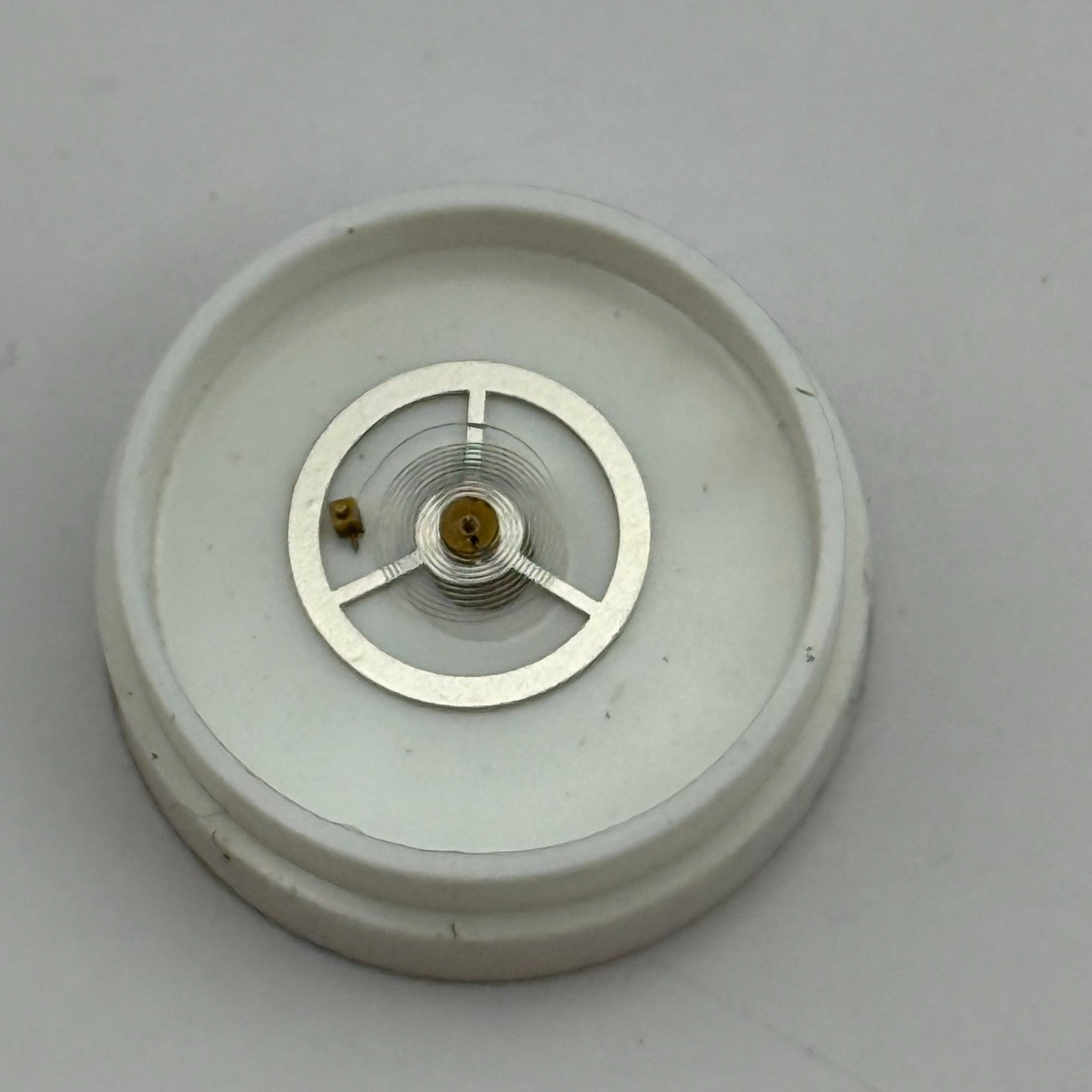 EB 8450 8467 8480 Balance Wheel Complete And Spring 8¾’’’ Watch Movement Parts 