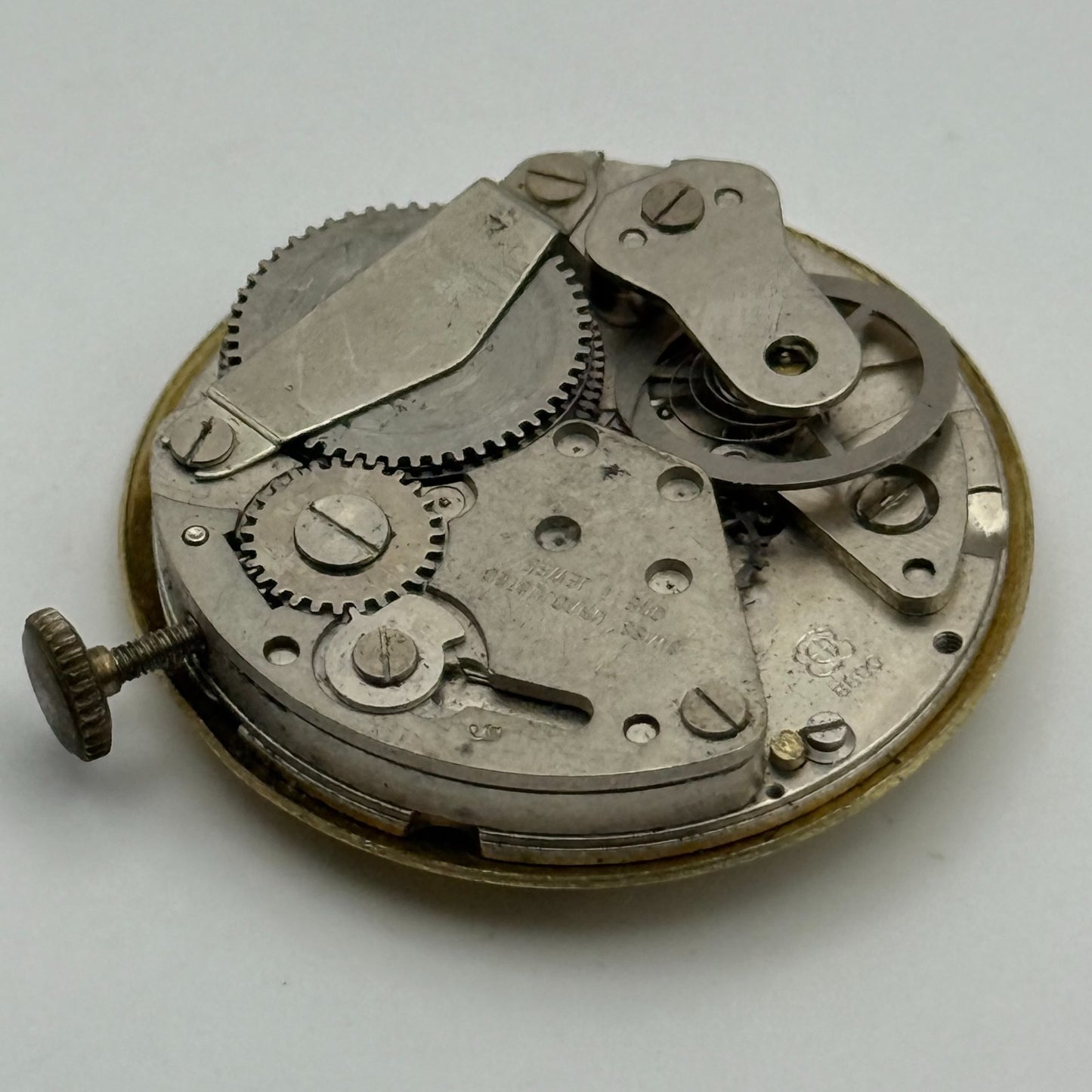 EB 8800 Watch Movement Tara Date Manual Wind Vintage Swiss Parts Repair 26.9mm