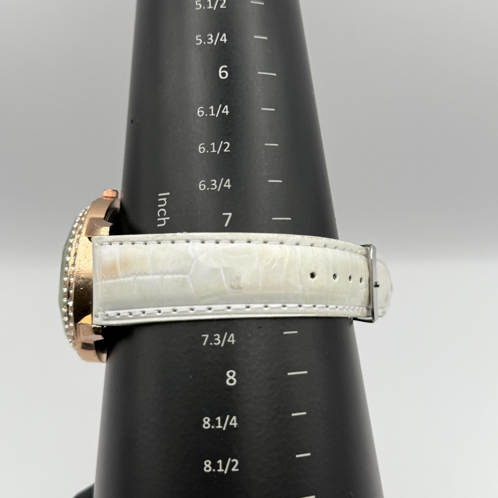 Gerryda Ladies Quartz Watch Rose Gold Crystal Accents White Strap Working 43mm