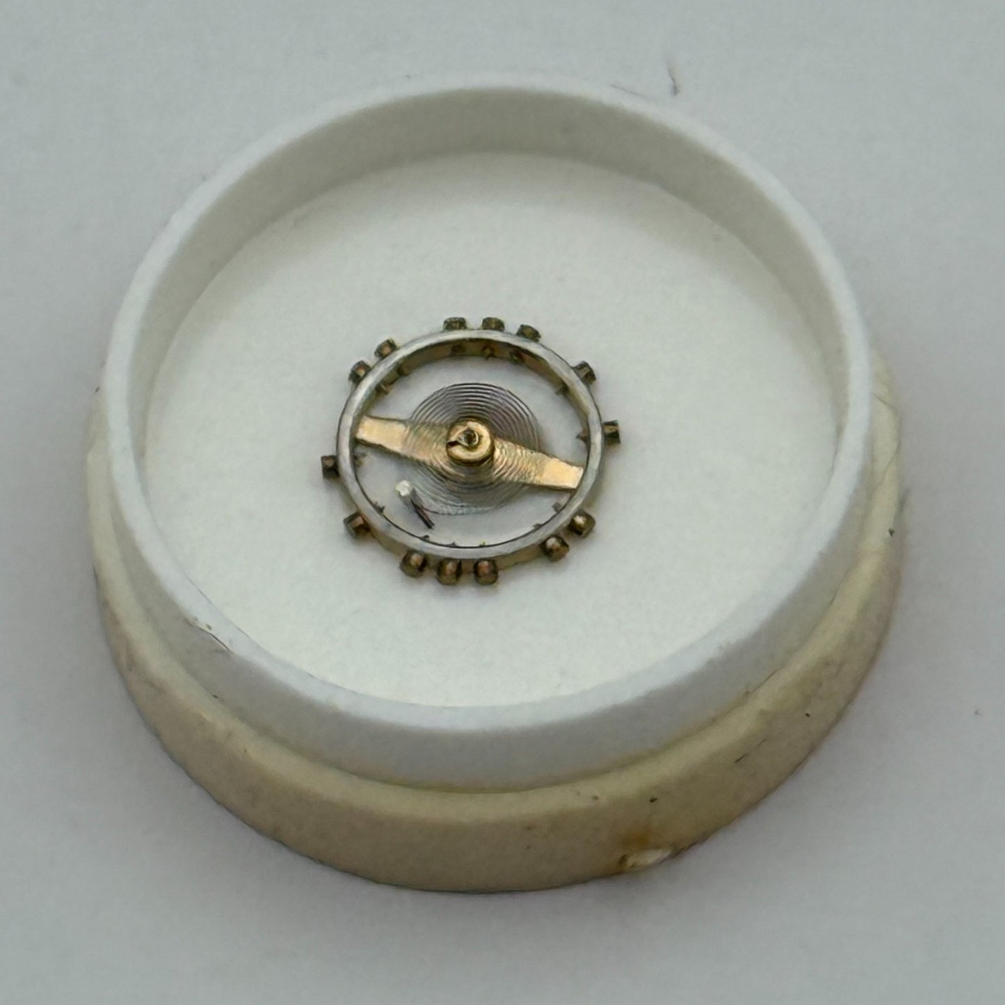 AS 1677 Balance Wheel Complete And Spring Inca 1224 M Watch Movement Parts NOS