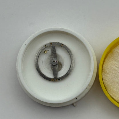 RL Rax 1013, 1237 Balance Wheel Complete And Spring 1679 M Watch Movement Parts 